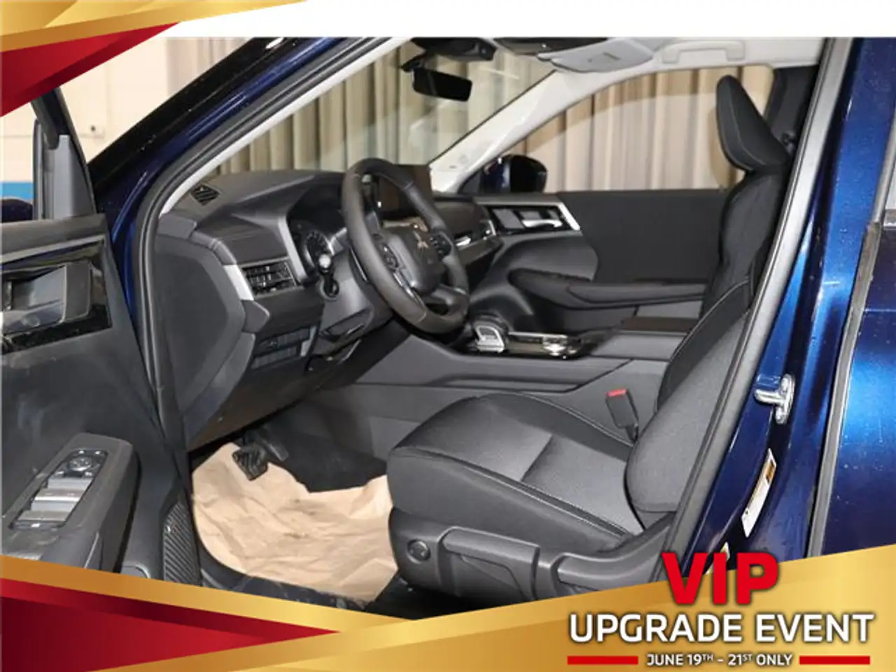 Mitsubishi Outlander photo Mitsubishi Outlander