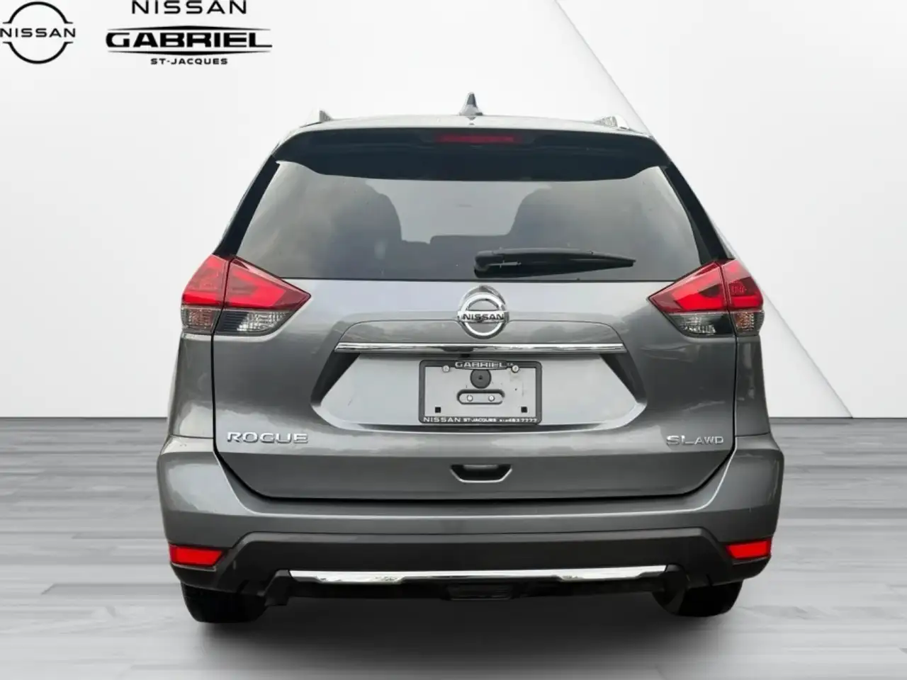 Nissan Rogue снимка Nissan Rogue