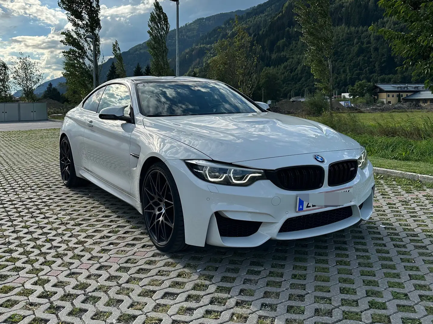BMW M4 Competition Coupé DKG KEIN OPF Weiß - 1