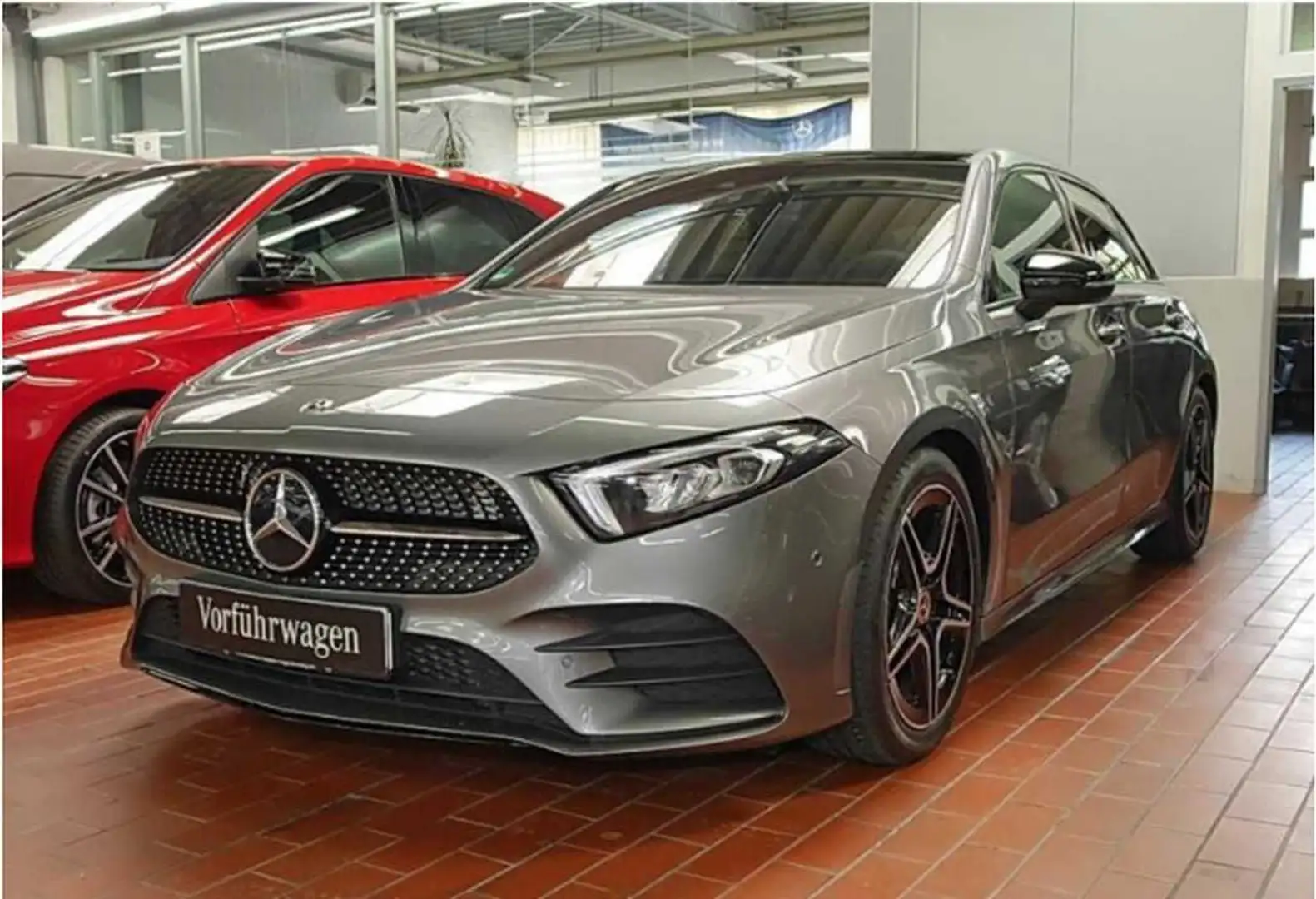 Mercedes-Benz A 200 AMG Gri - 1