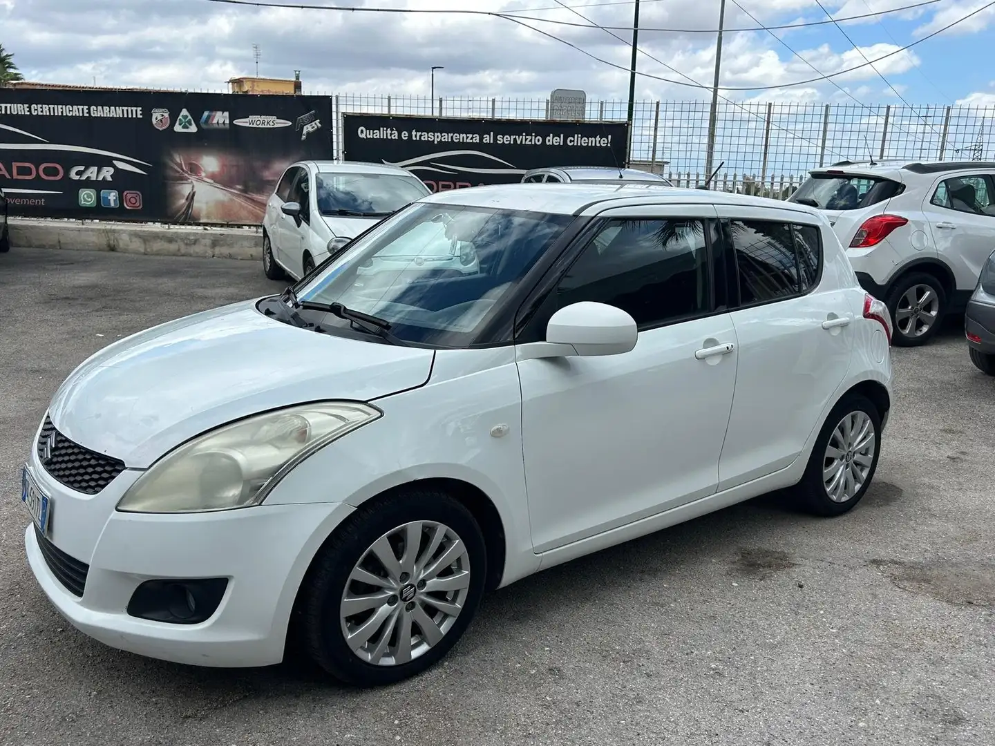 Suzuki Swift Swift V 2010 5p 1.2 vvt GL Top Blanc - 1