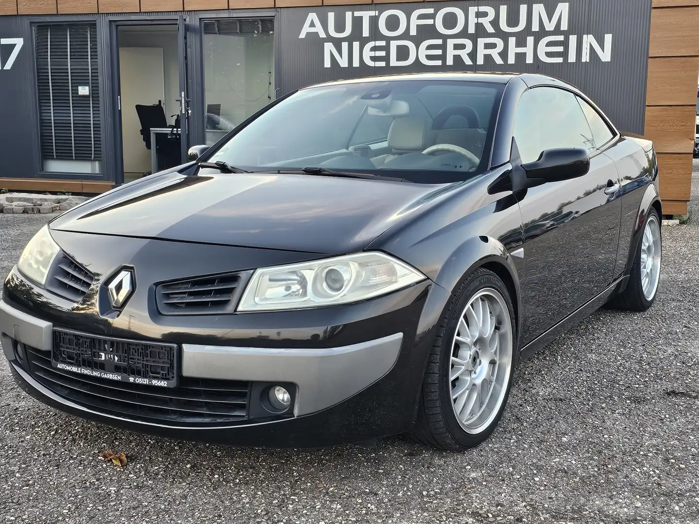 Renault Megane Authentique 2.0 PANORAMADACH* LEDER* DVD* 18 ZOLL* Nero - 1
