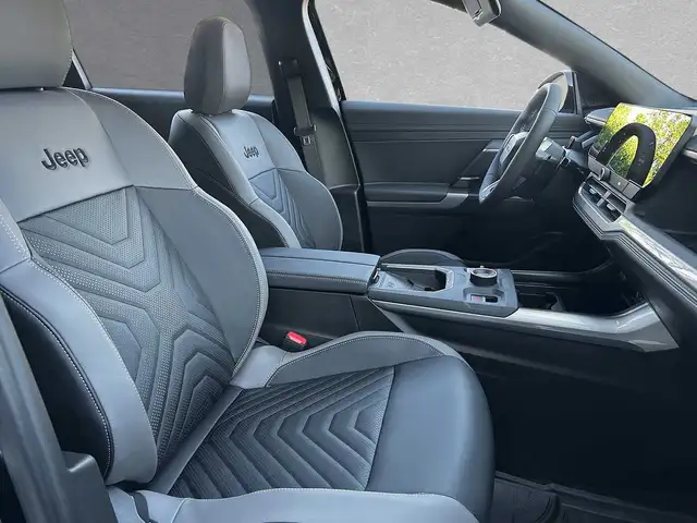 Jeep Compass view 6