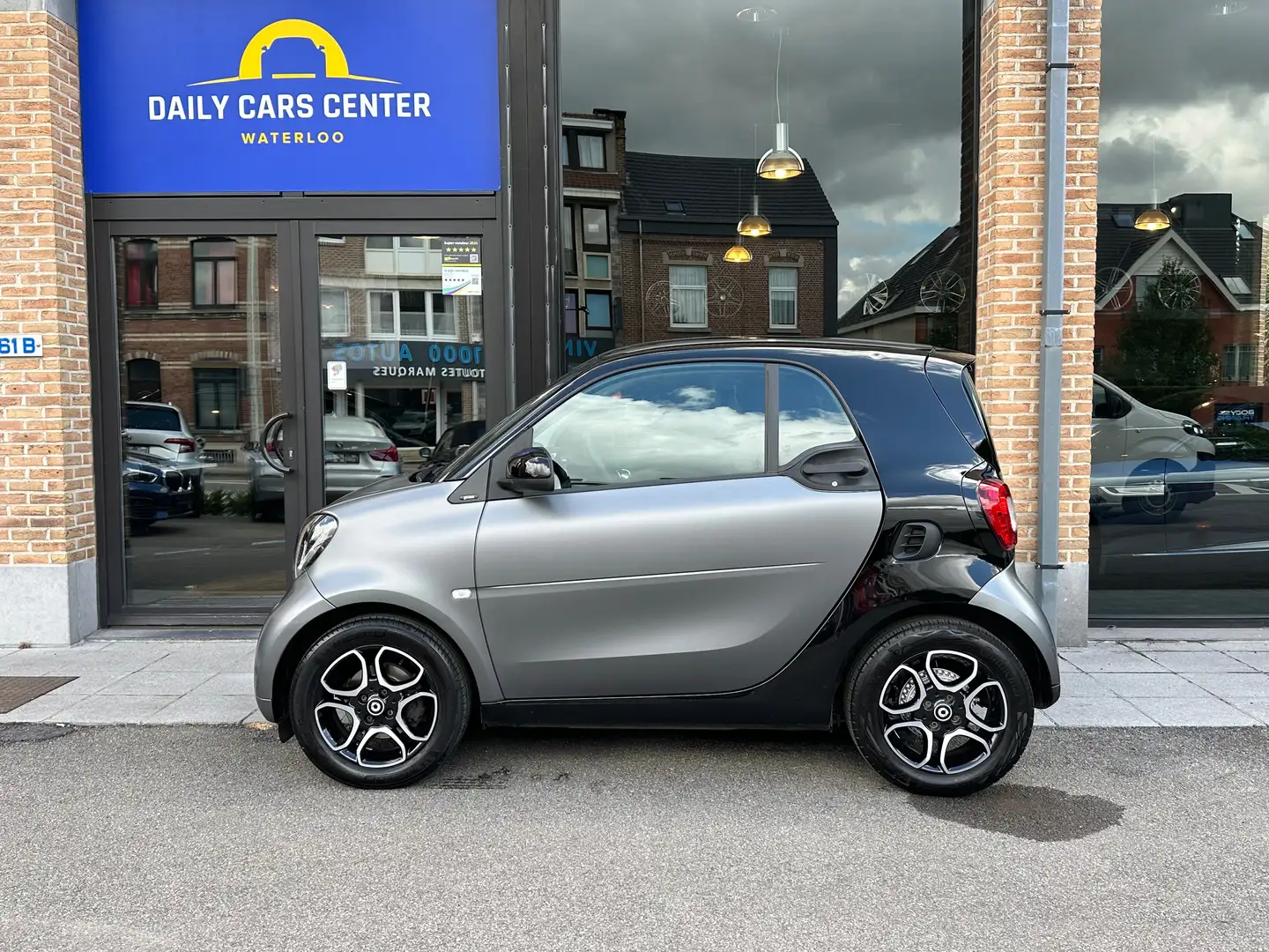 smart forTwo 0.9 Turbo Prime DCT I 90cv I Cuir I Carplay I Navi Grijs - 2