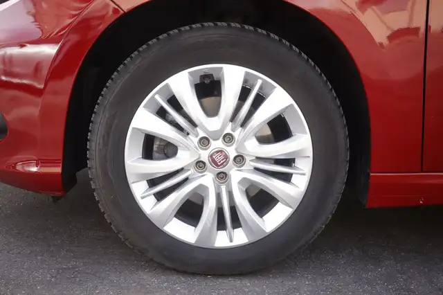 Fiat Tipo view 5