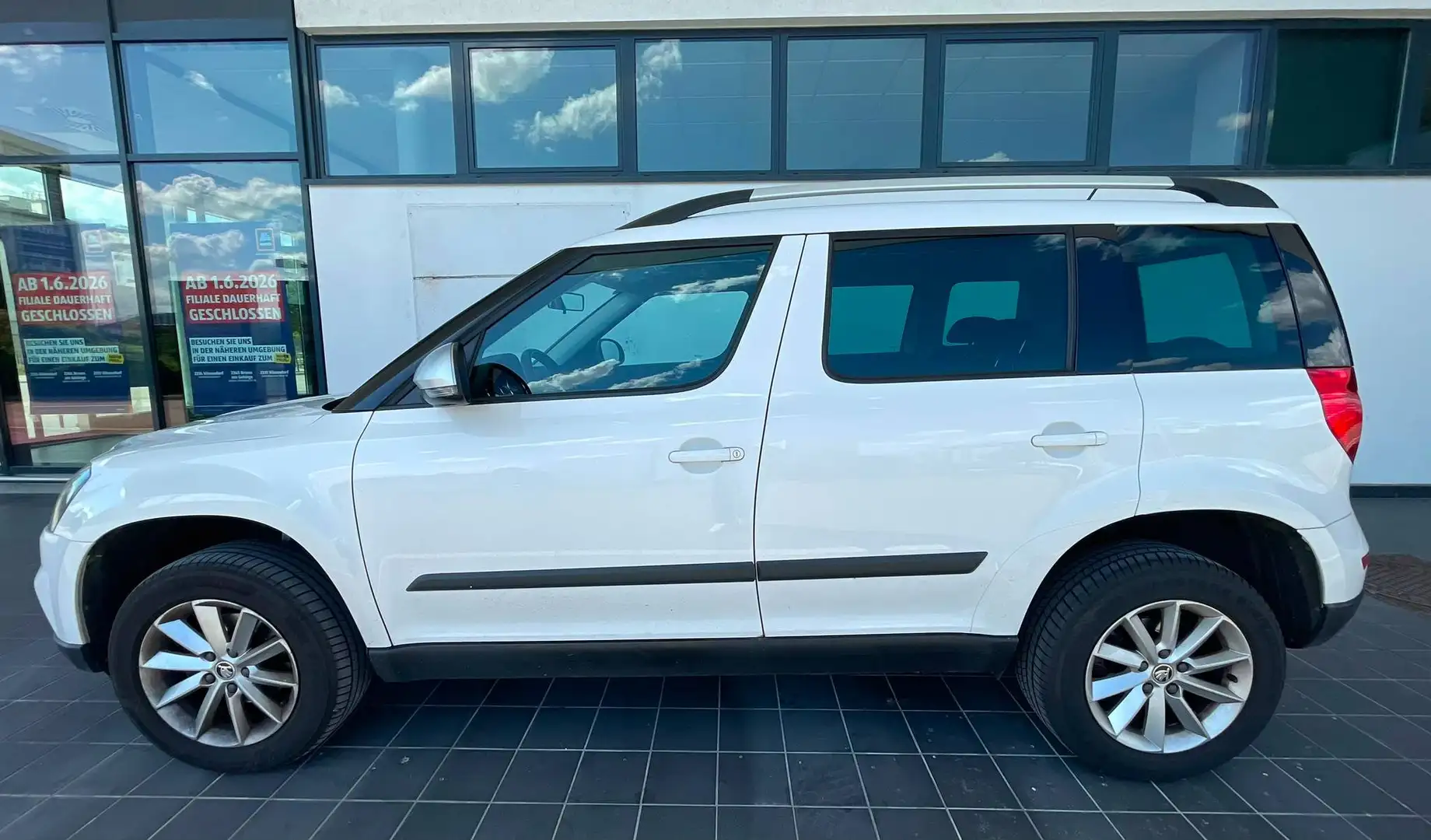 Skoda Yeti Yeti 1,2 TSI Active Weiß - 2