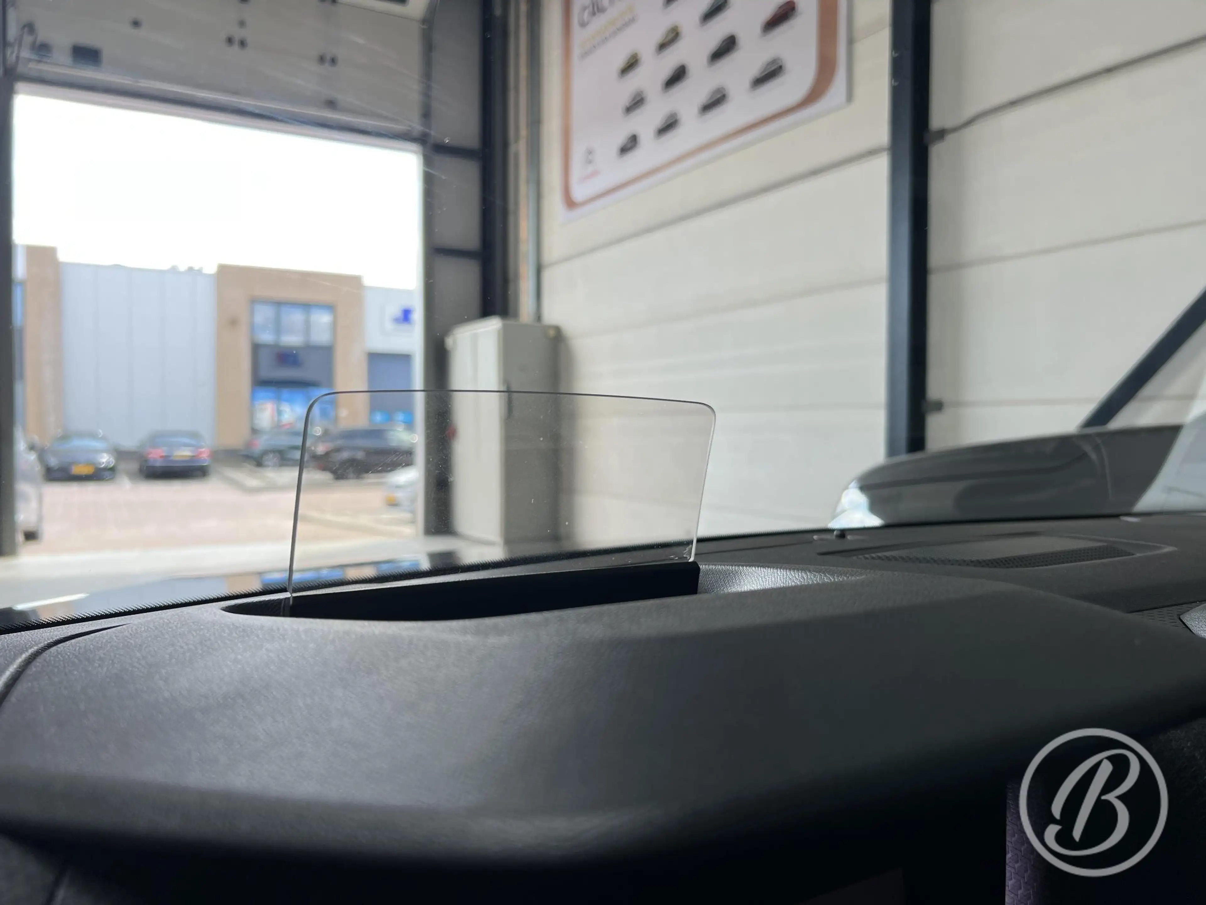 Citroen E-C4 Electric Shine 50 kWh 136 pk Automaat Panoramadak — photo 45