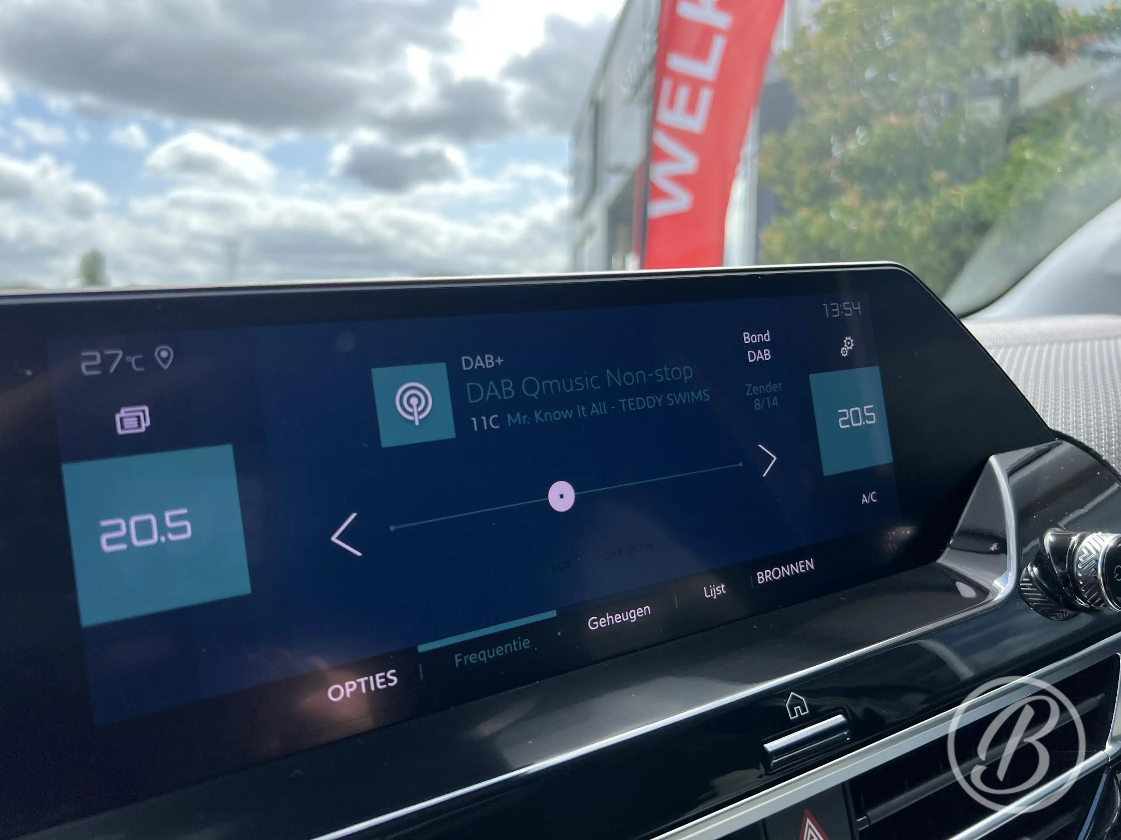 Citroen E-C4 Electric Shine 50 kWh 136 pk Automaat Panoramadak — photo 21