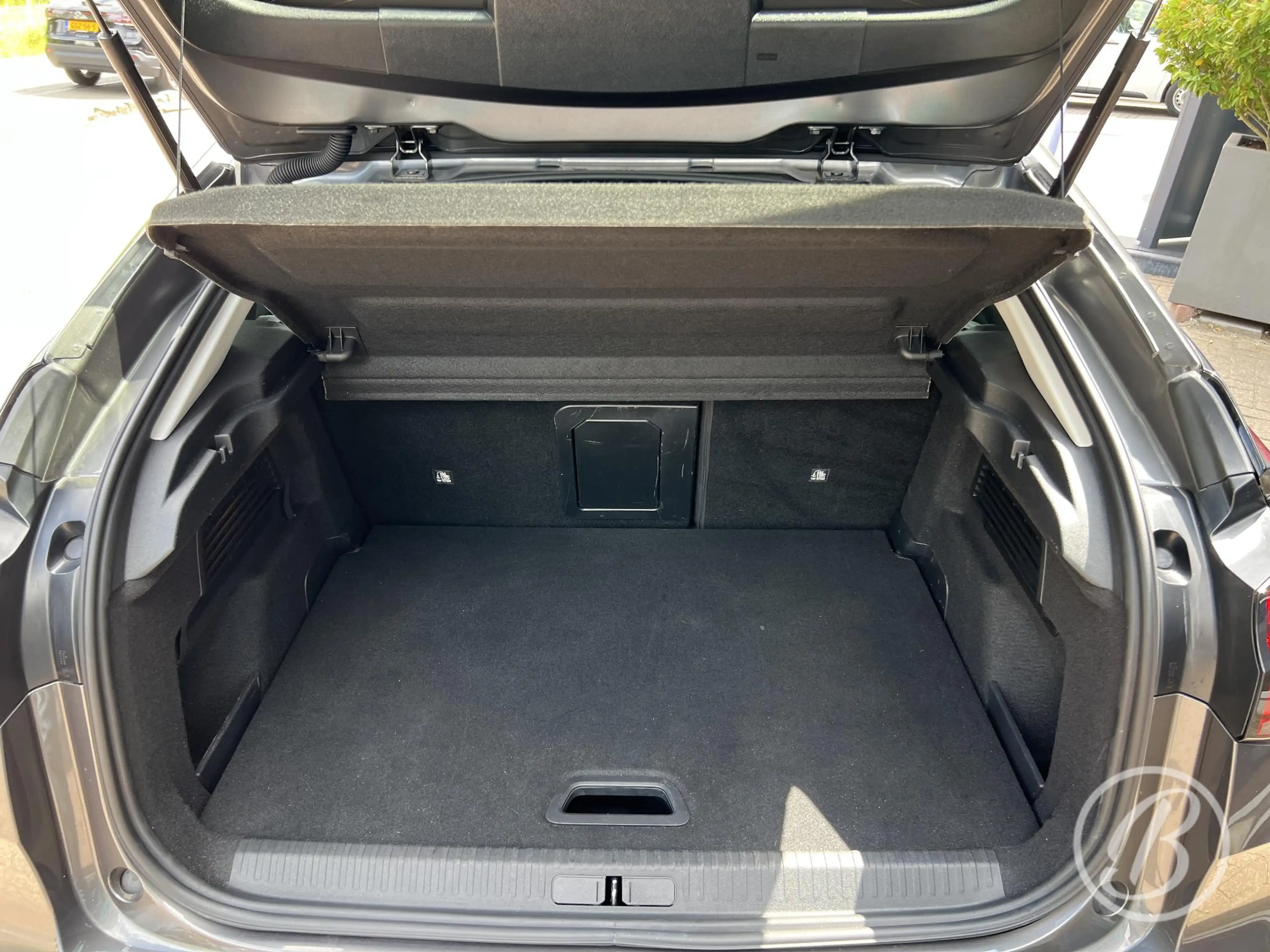 Citroen E-C4 Electric Shine 50 kWh 136 pk Automaat Panoramadak — photo 30