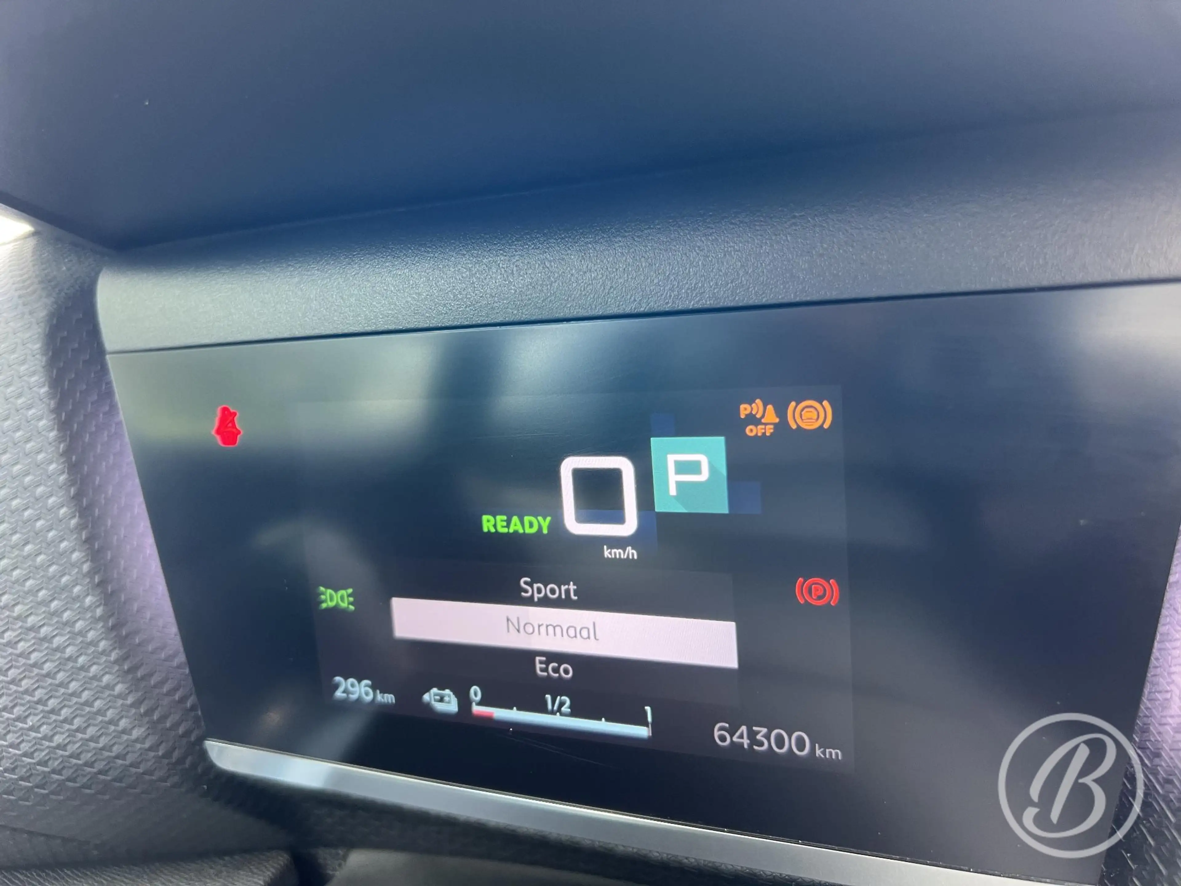 Citroen E-C4 Electric Shine 50 kWh 136 pk Automaat Panoramadak — photo 49
