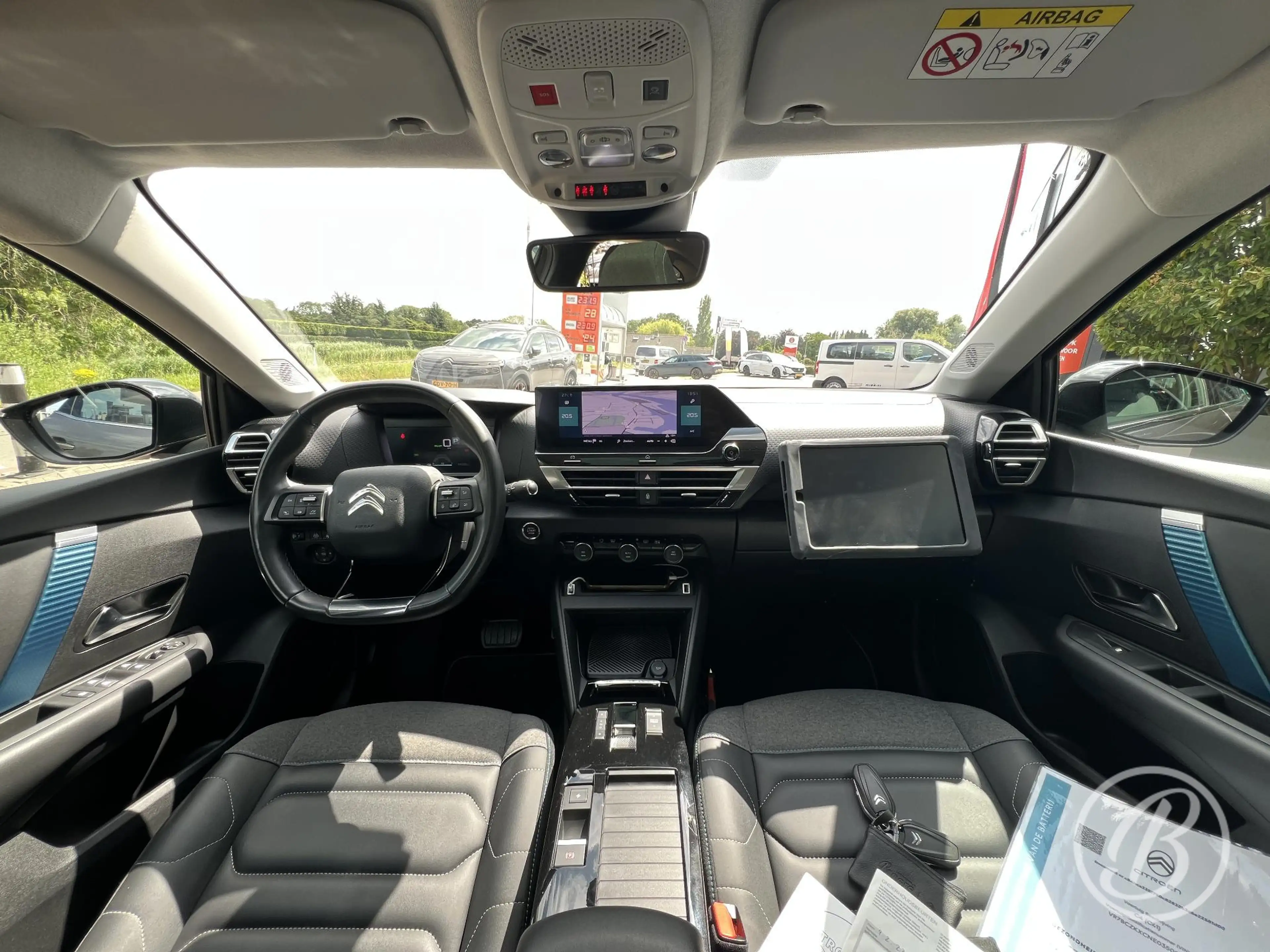 Citroen E-C4 Electric Shine 50 kWh 136 pk Automaat Panoramadak — photo 7