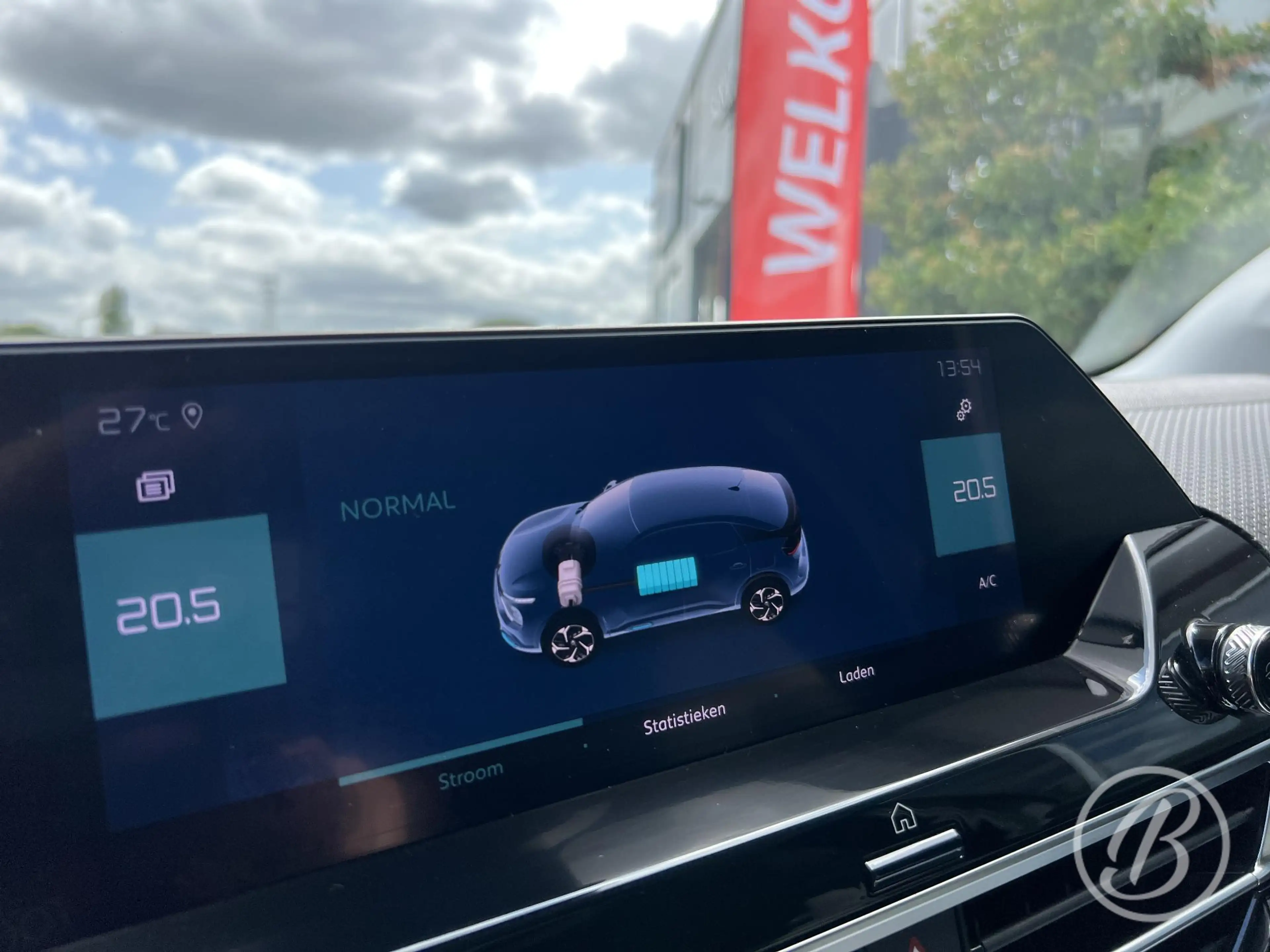 Citroen E-C4 Electric Shine 50 kWh 136 pk Automaat Panoramadak — photo 24