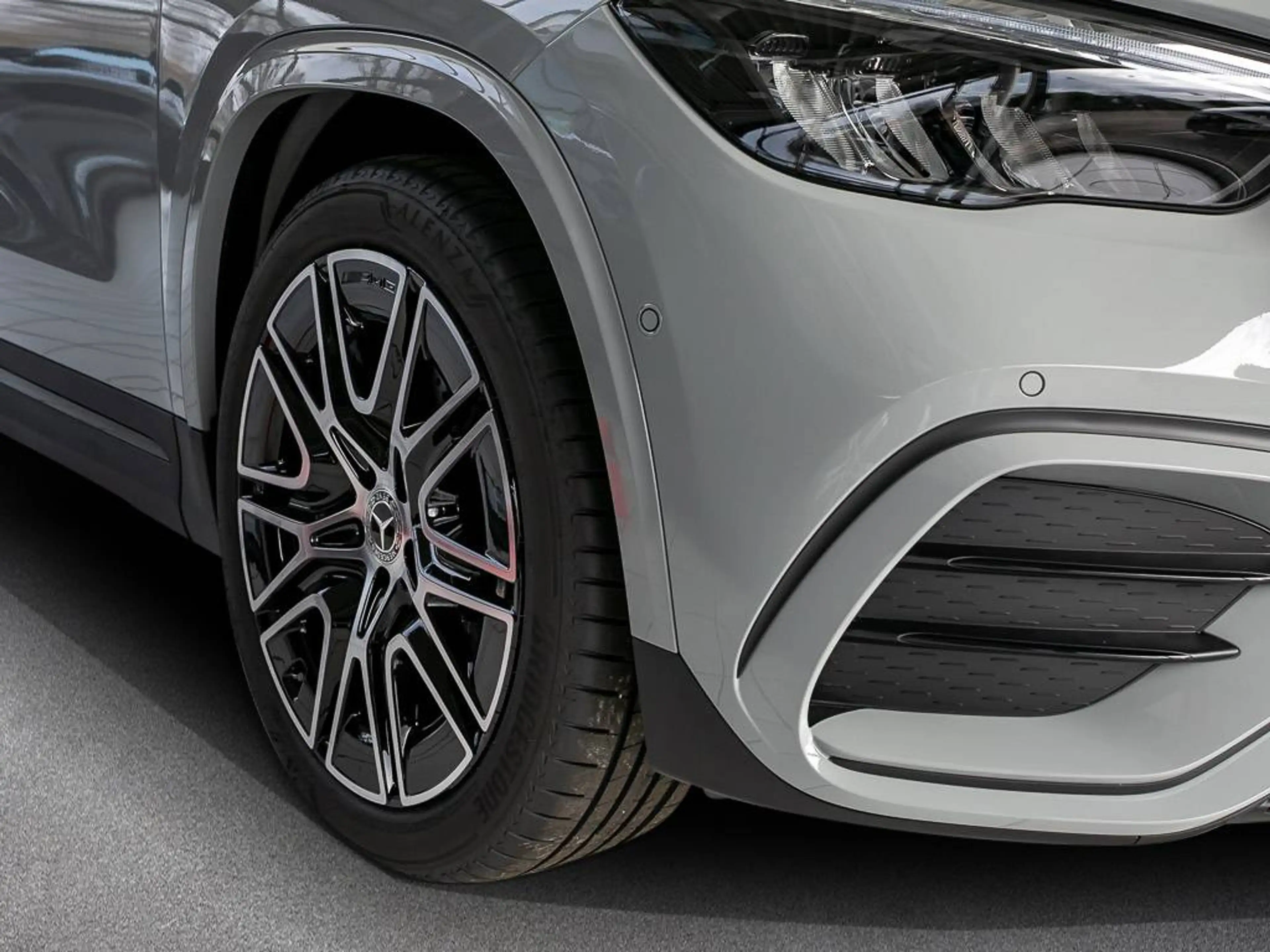 Mercedes-Benz GLA 200 AMG Advanced PLUS Special EDITION AHK — photo 3