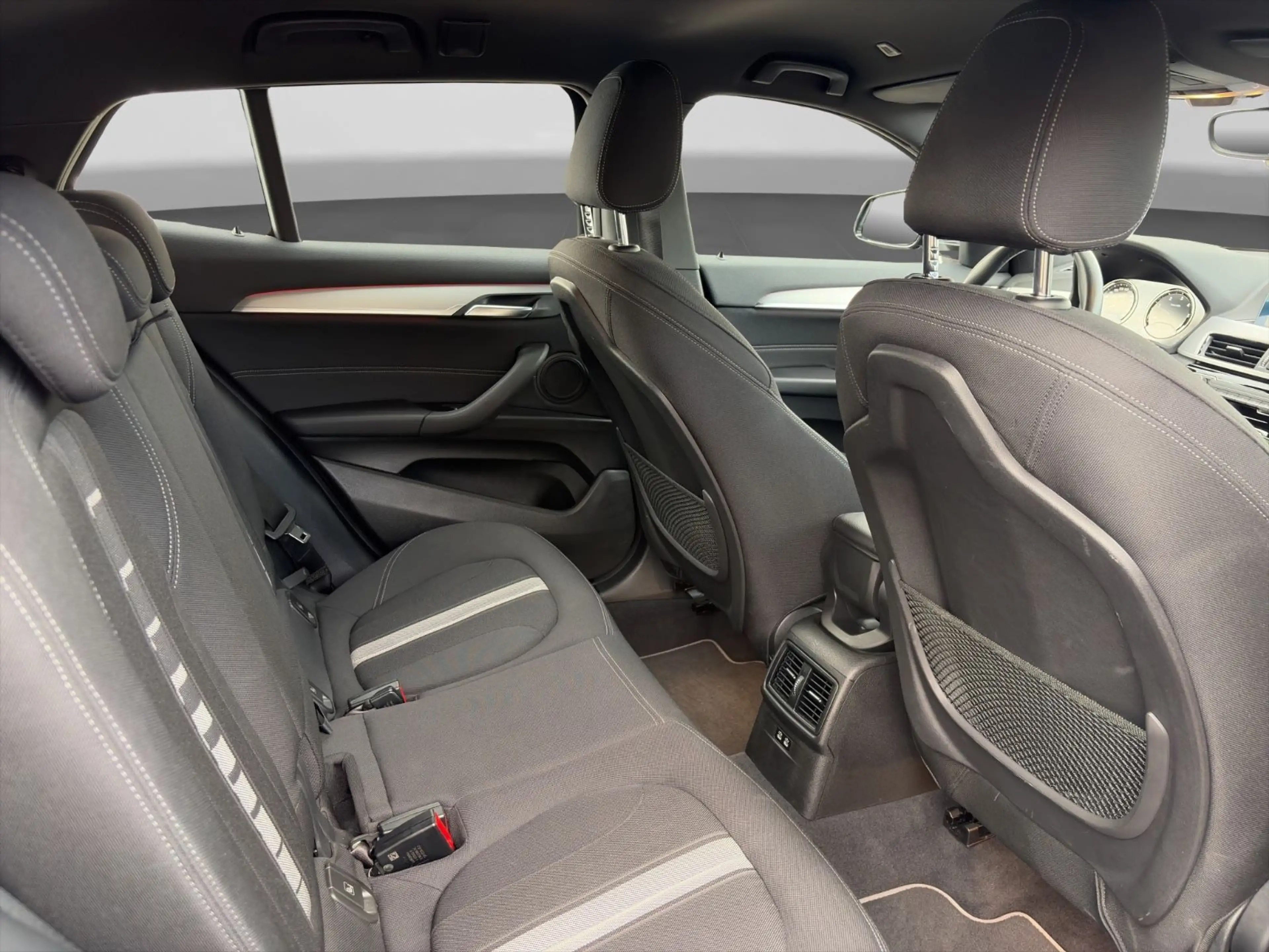 BMW X2 xDrive 20d Advantage Plus *Kamera*Navi*LED* — photo 15