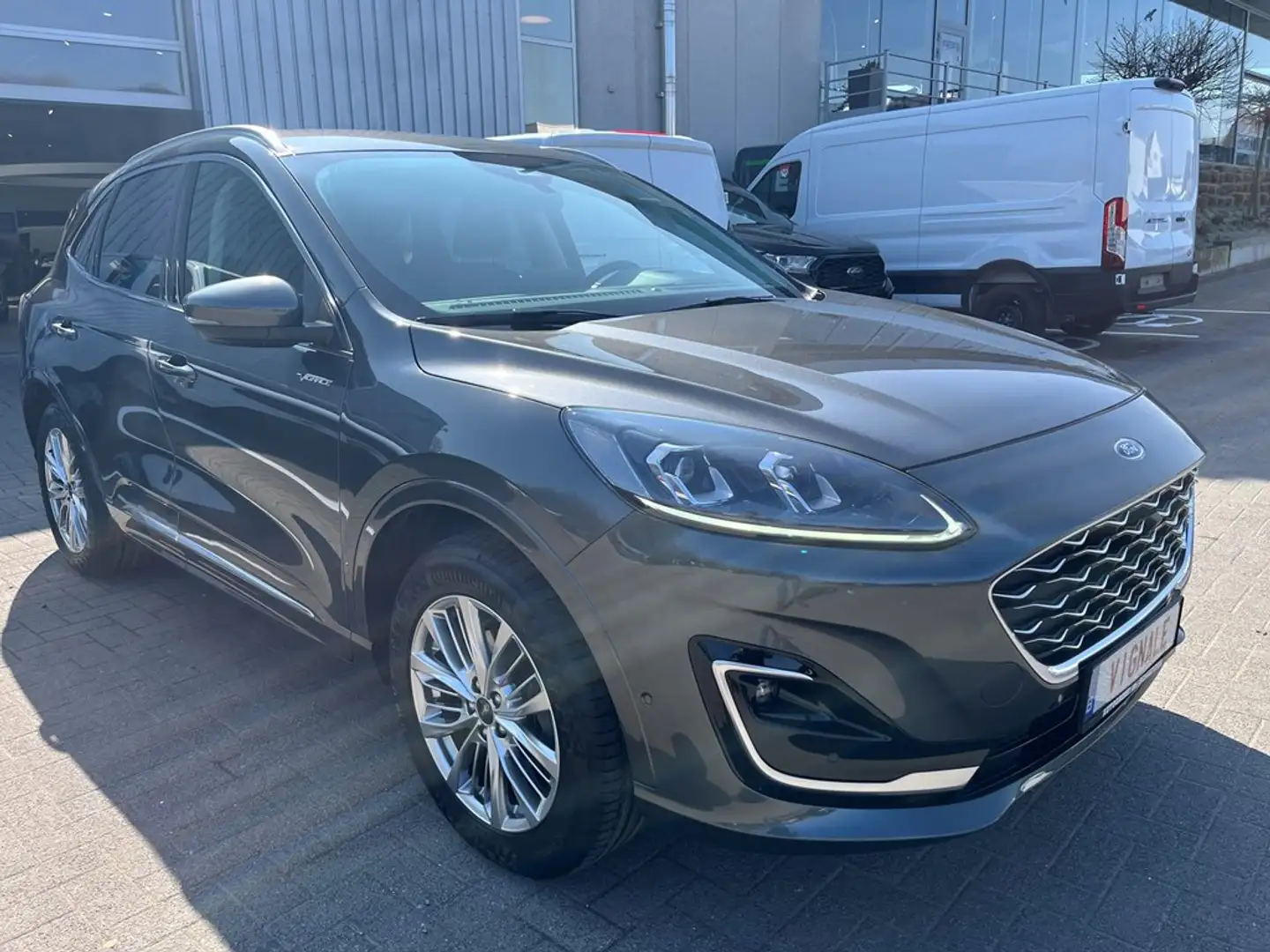 Ford Kuga Vignale 2.5i FHEV 190PK  Magnetic / Winter Pack / Grijs - 2