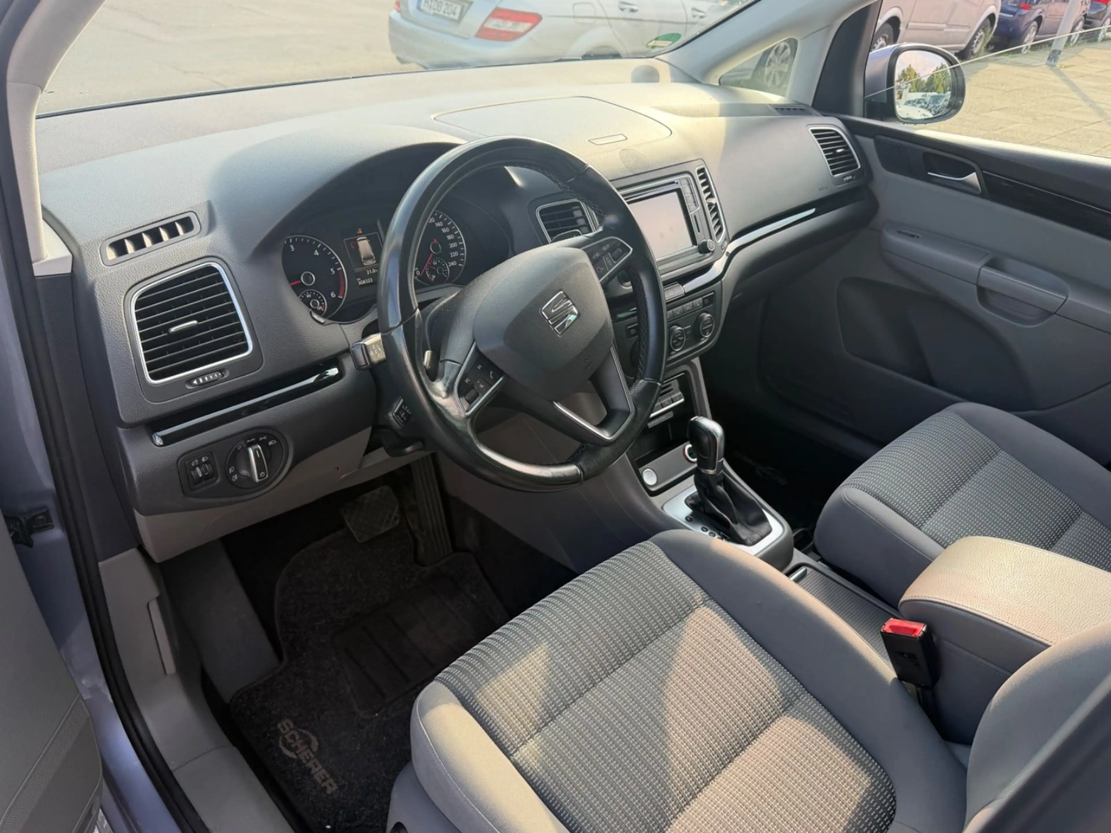 SEAT Alhambra 2.0 TDI Style*DSG*Klima*7-Sitzer*Euro6 — photo 7