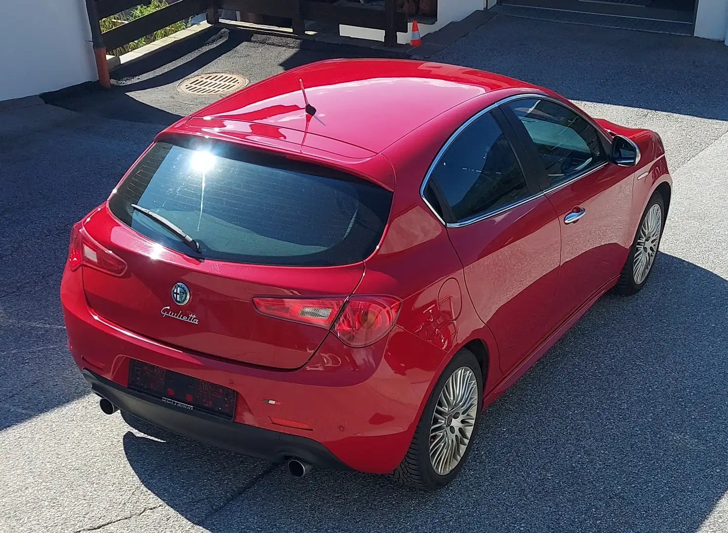 Alfa Romeo Giulietta Giulietta 2,0 JTD Multijet II Rot - 2