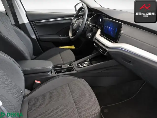 Skoda Octavia view 6