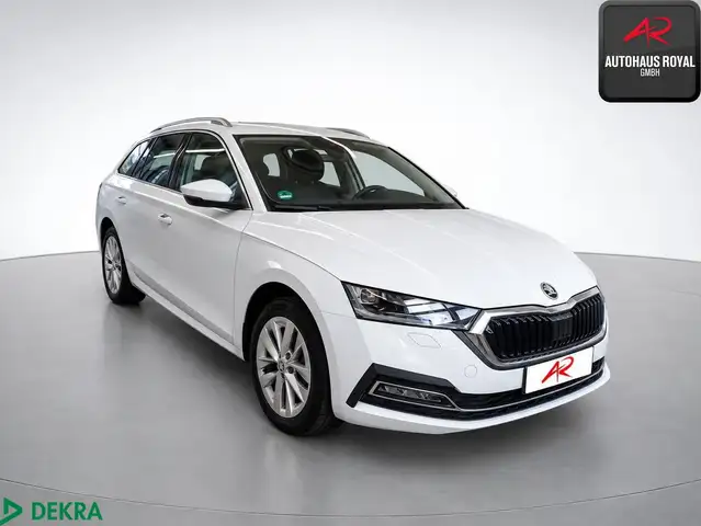 Skoda Octavia view 4