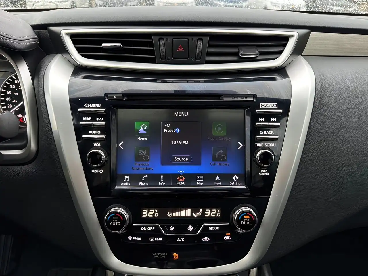 Nissan Murano снимка Nissan Murano