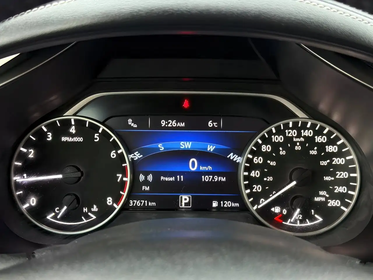 Nissan Murano снимка Nissan Murano