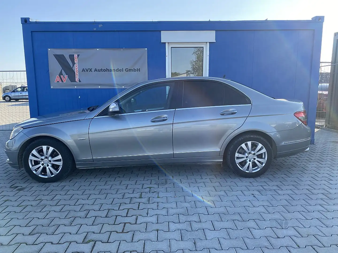 Mercedes-Benz C 220 Avantgarde CDI Aut./VOLLSTÄNDIGES SERVICEHEFT/G... Gris - 2