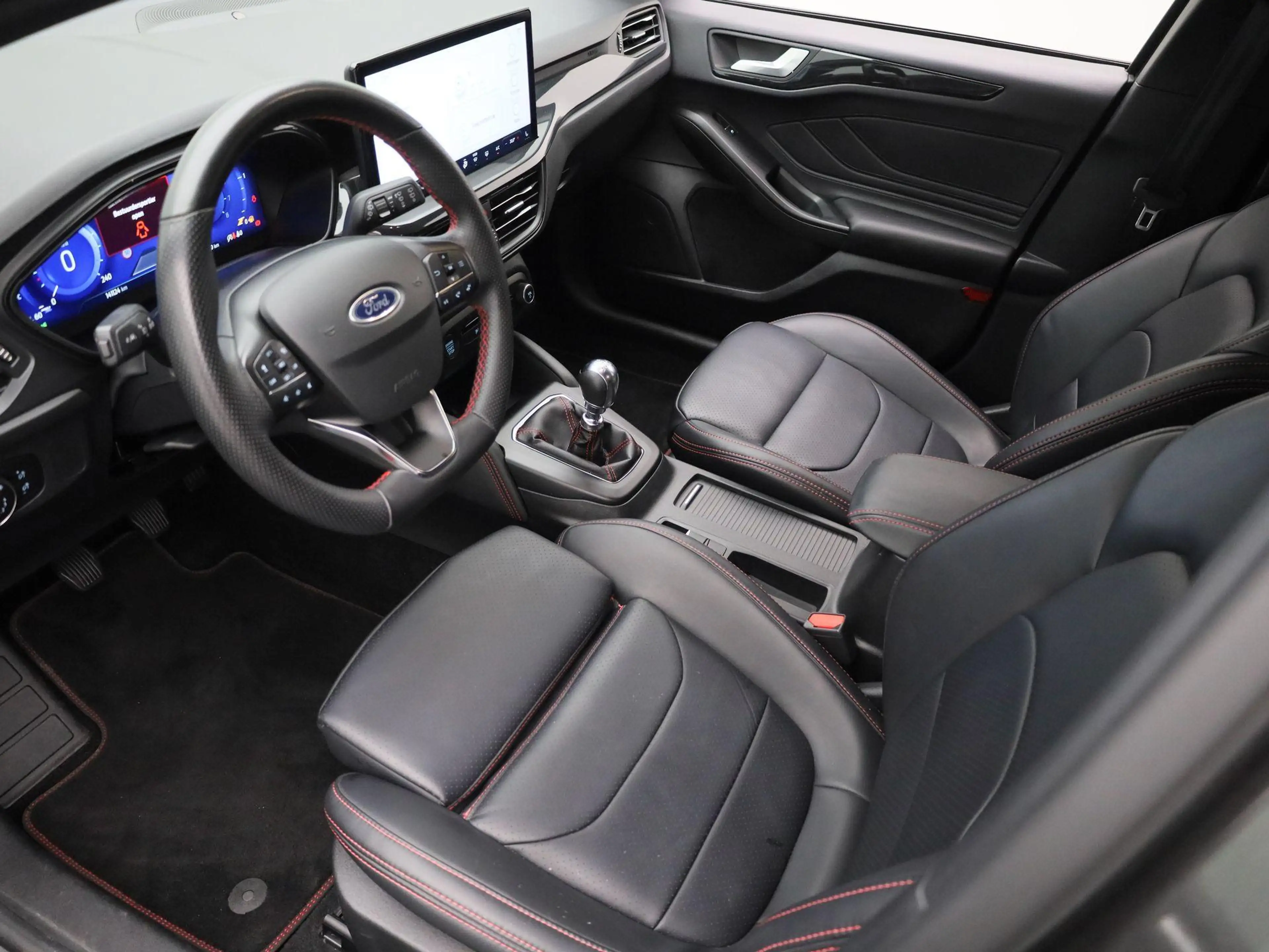 Ford Focus Hybrid ST Line X | 155 PK | SYNC 4 |18 INCH VELGEN — photo 15