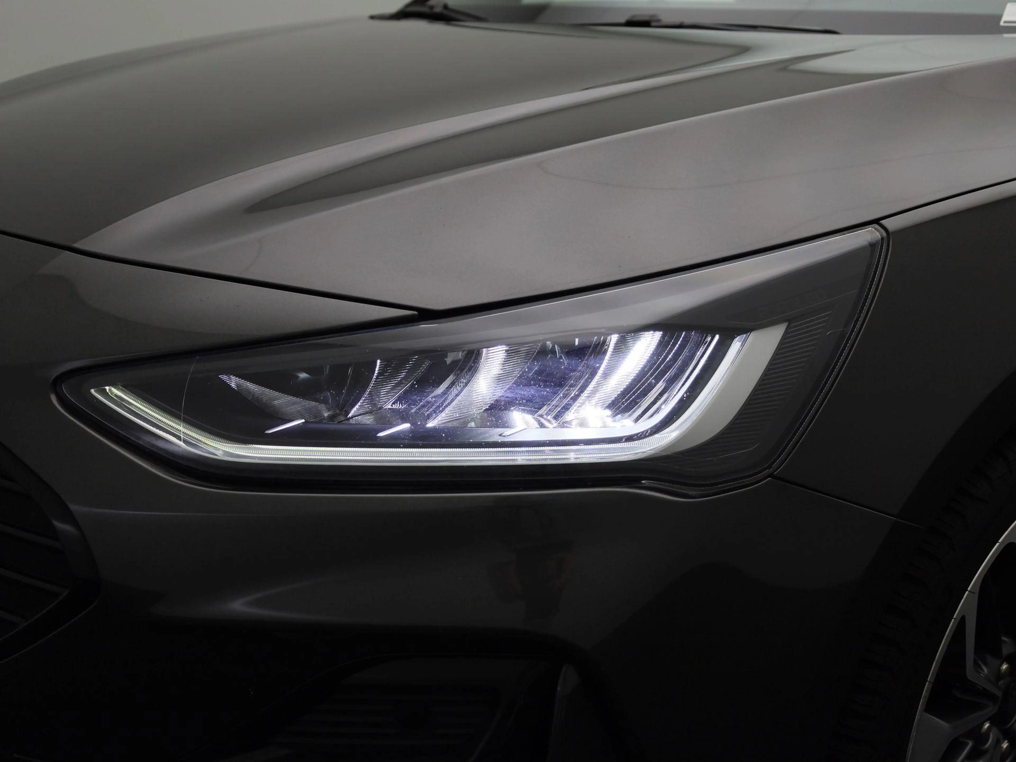Ford Focus Hybrid ST Line X | 155 PK | SYNC 4 |18 INCH VELGEN — photo 14