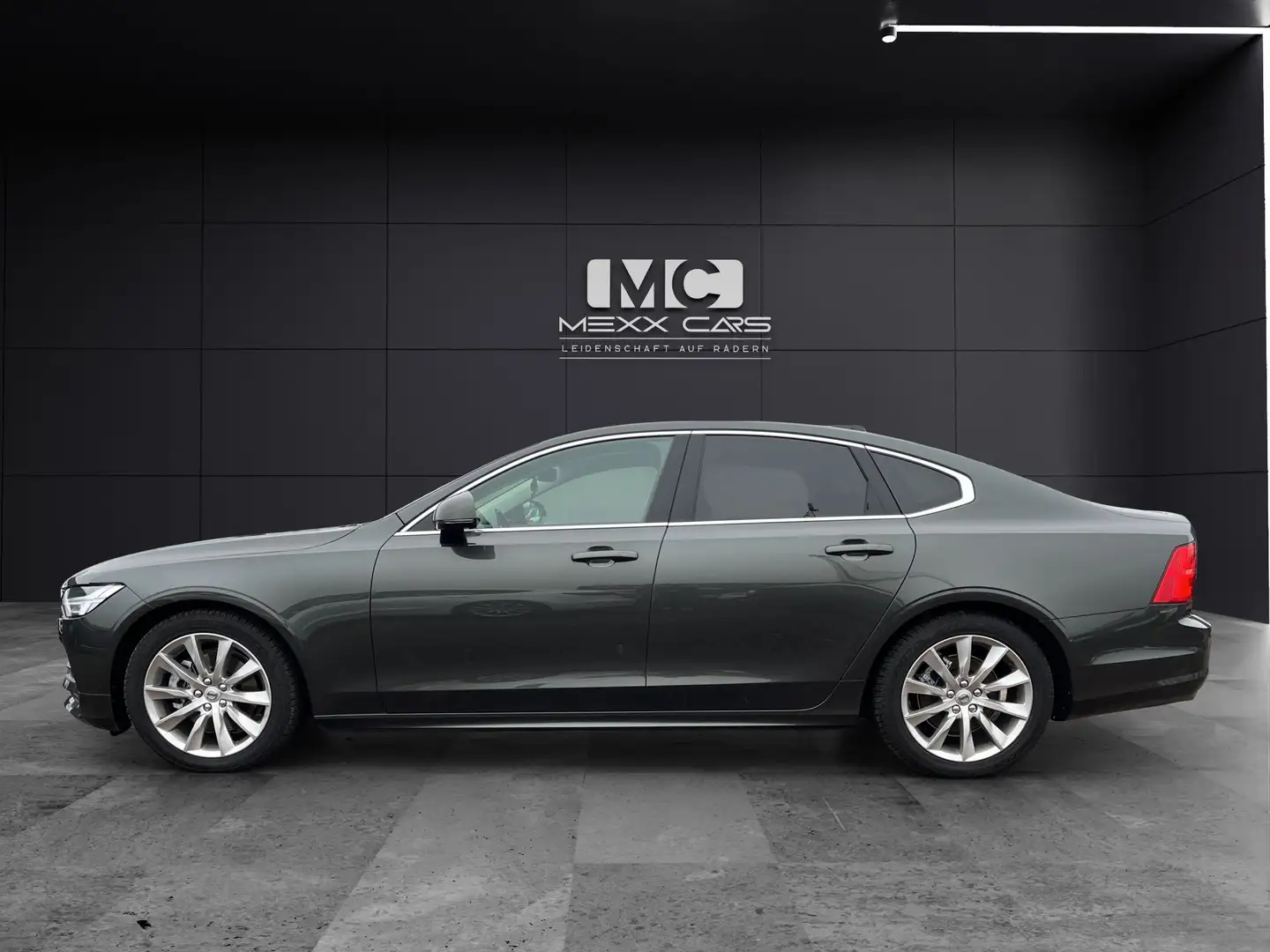 Volvo S90 D4 Geartronic Momentum Pro Grau - 2