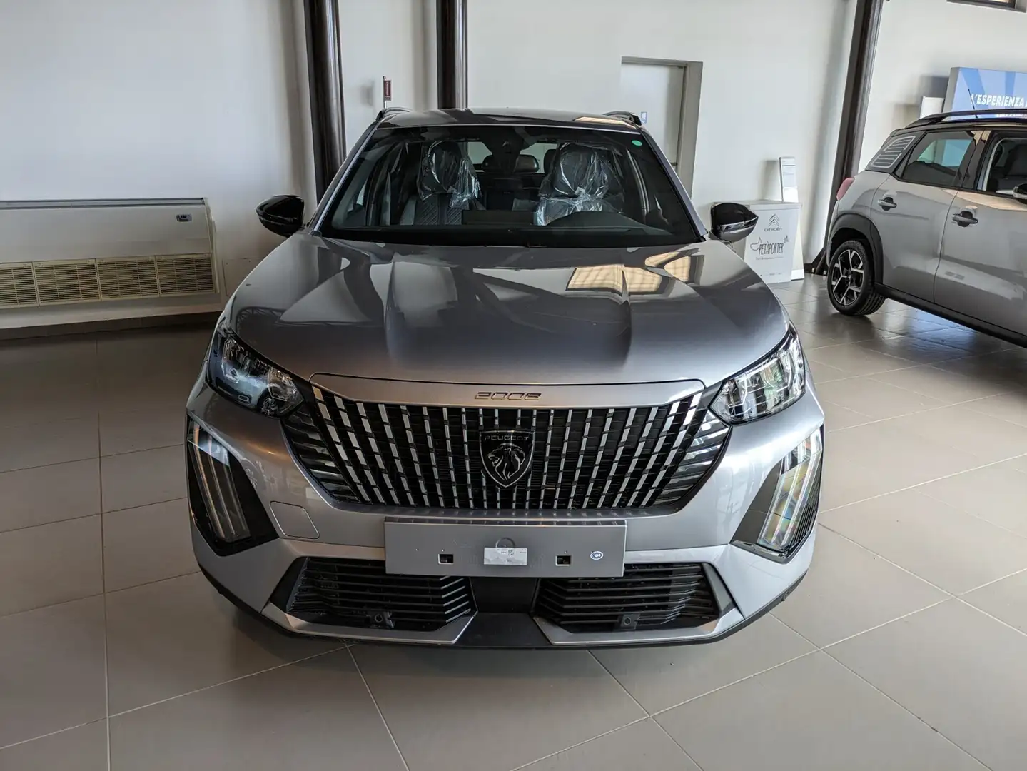 Peugeot 2008 100 S&S Allure Grigio - 2