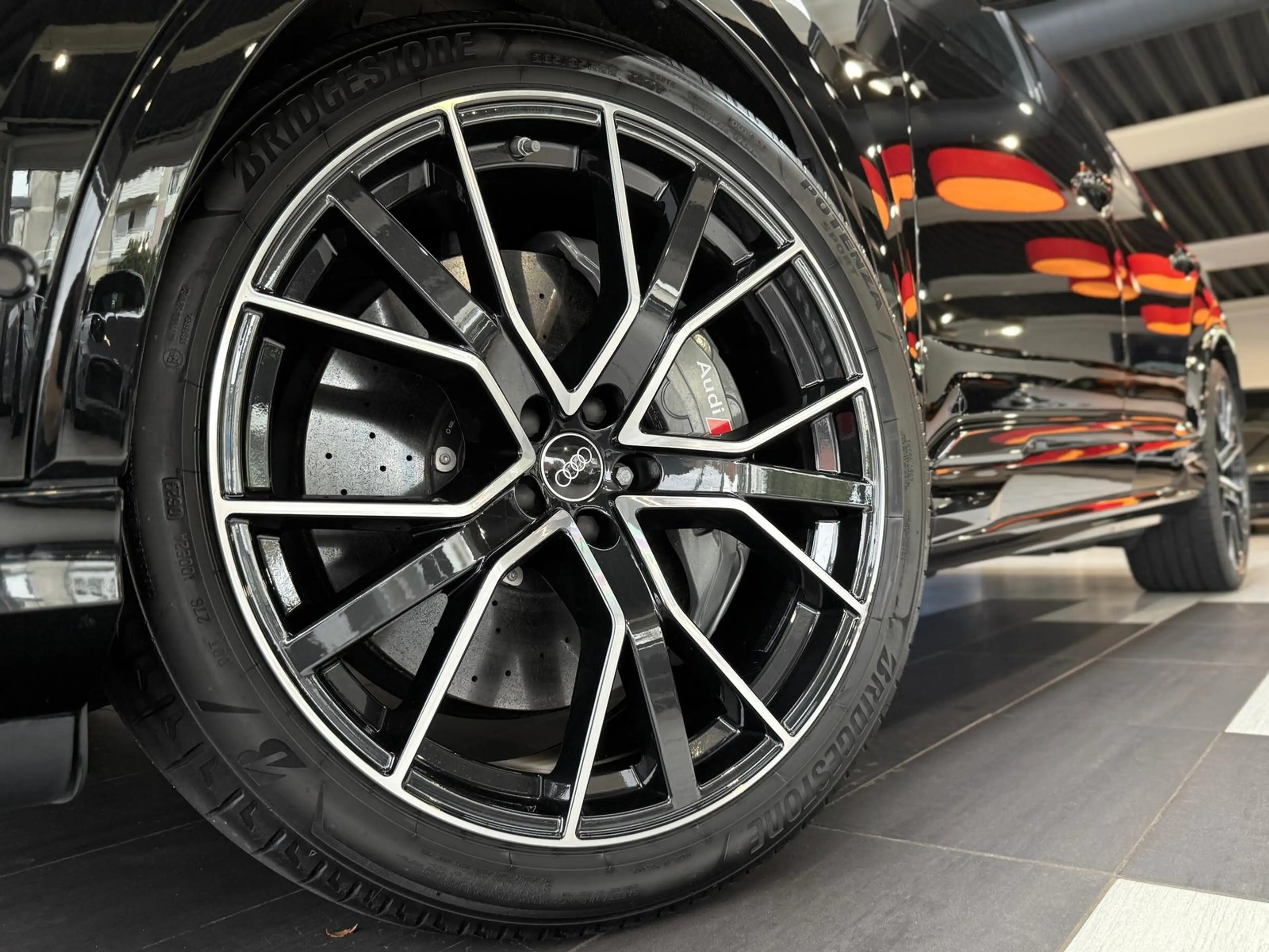 Audi SQ7 4.0 TFSI competition plus 100% Voll UPE170 — photo 4