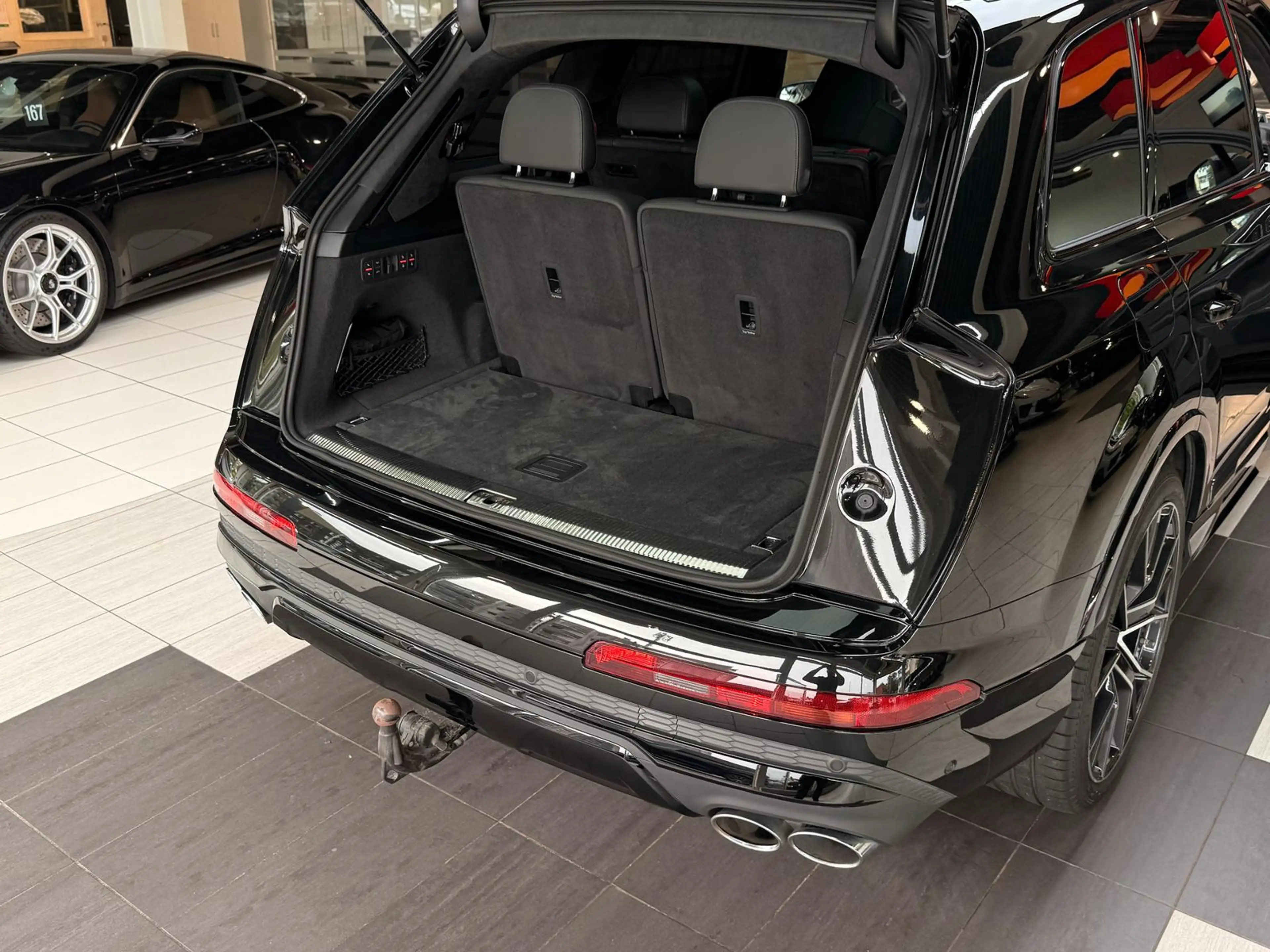 Audi SQ7 4.0 TFSI competition plus 100% Voll UPE170 — photo 9