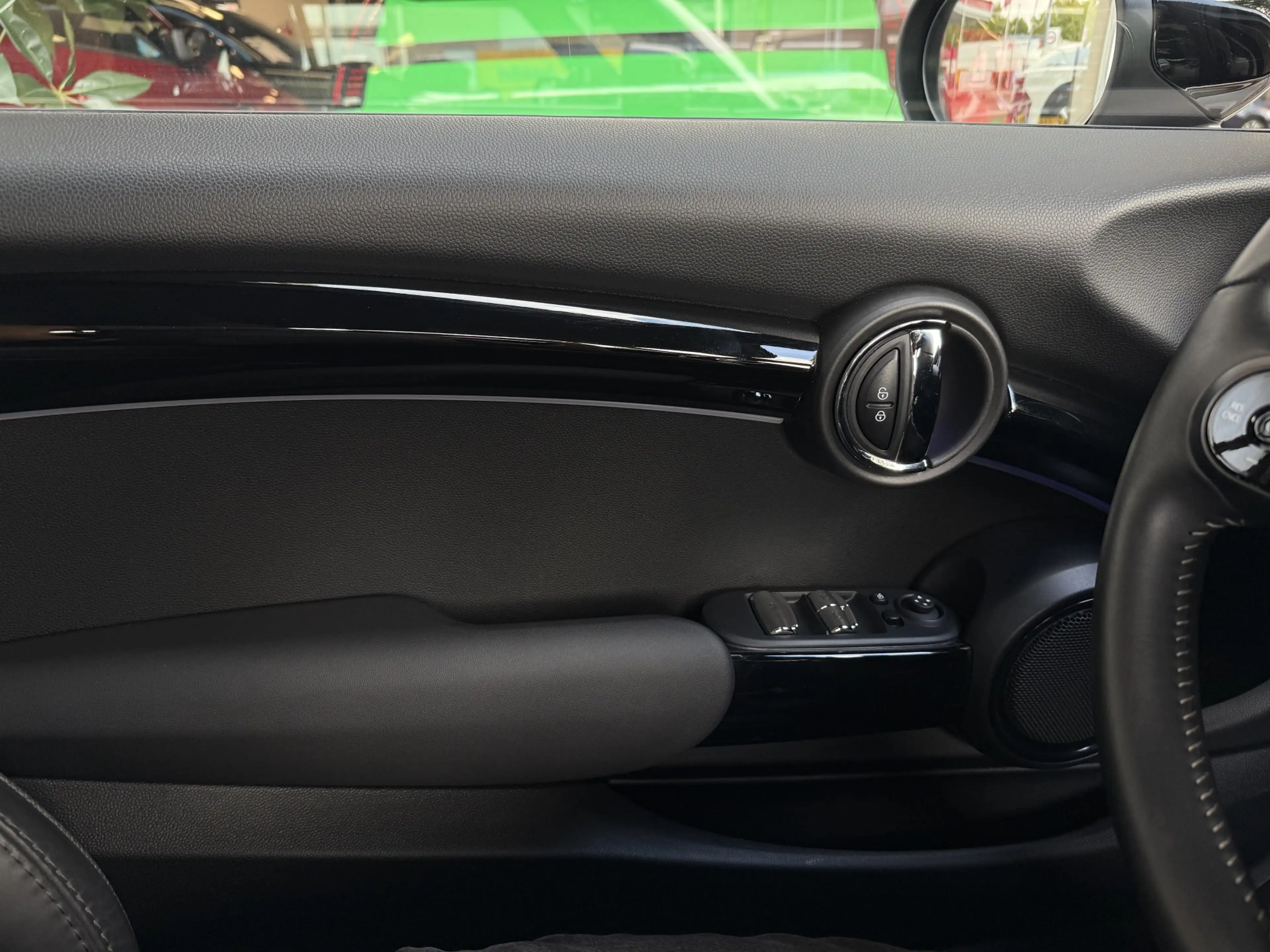 MINI John Cooper Works Cabrio 2.0 S JCW-Trim Rockingham GT Edition | carbio | st — photo 29