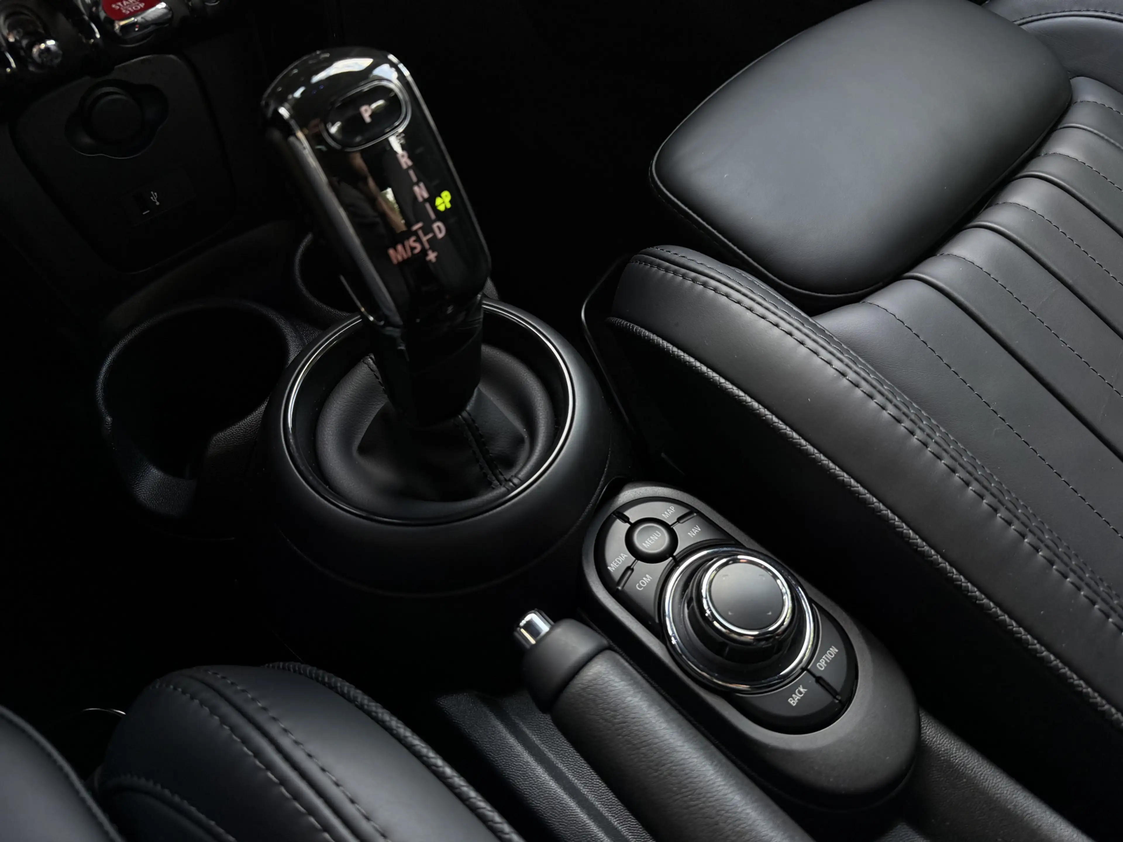 MINI John Cooper Works Cabrio 2.0 S JCW-Trim Rockingham GT Edition | carbio | st — photo 34