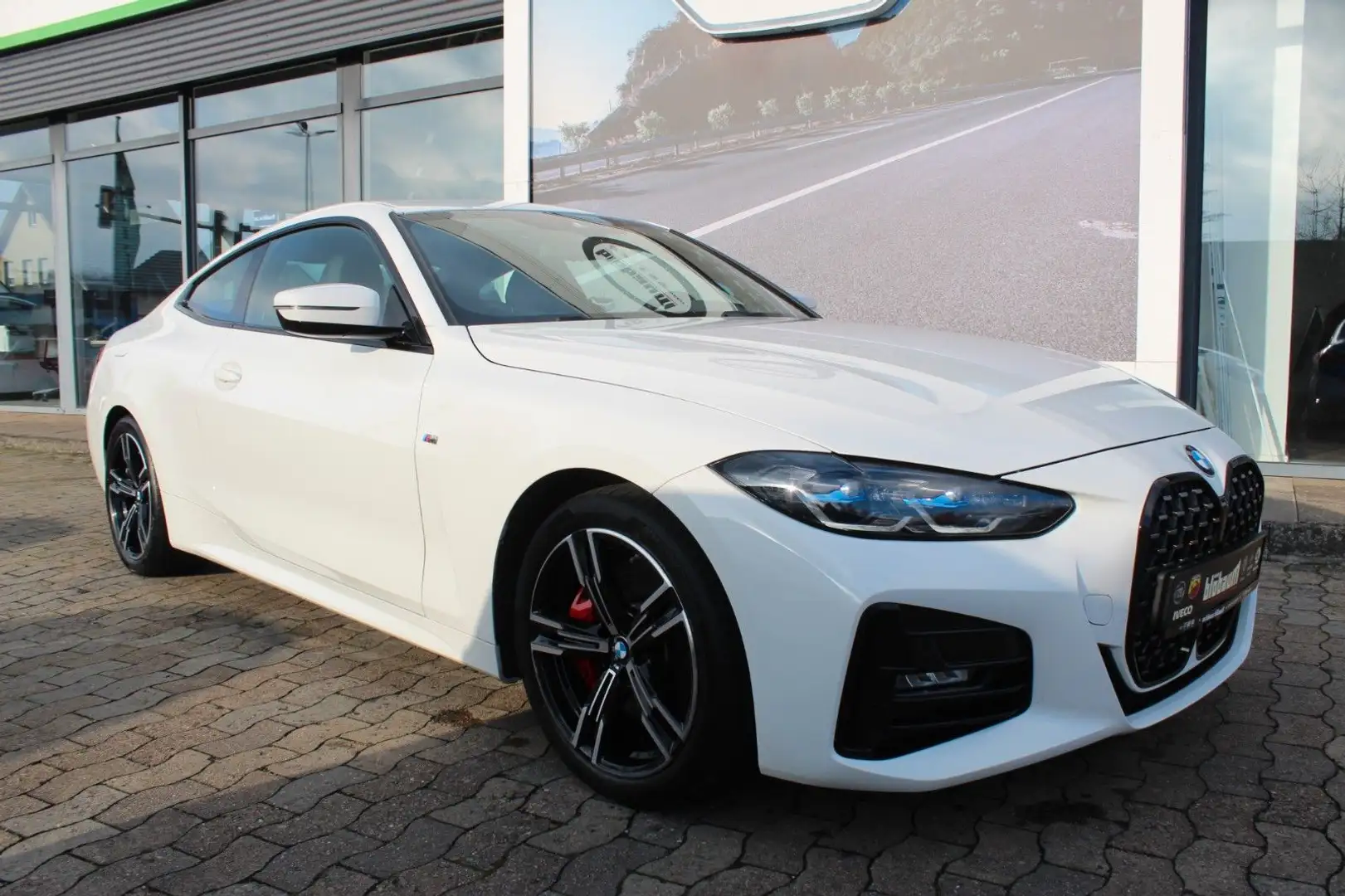BMW 420 d Coupe M Sport Pro Laser Wit - 2