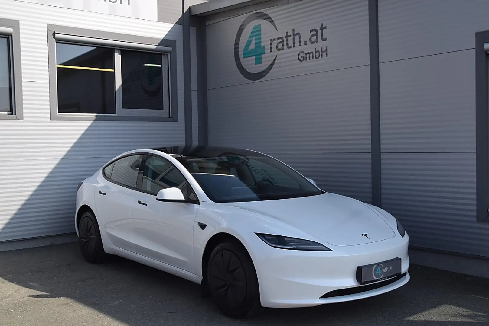 Tesla Model 3 Standard Range RWD / NETTO: 31.567 € PROMPT VE... Weiß - 1