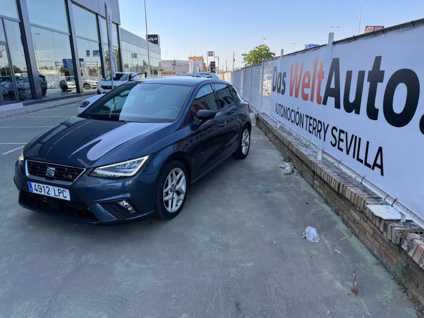 SEAT Ibiza 1.0 TSI S&S FR 110 Gris - 2