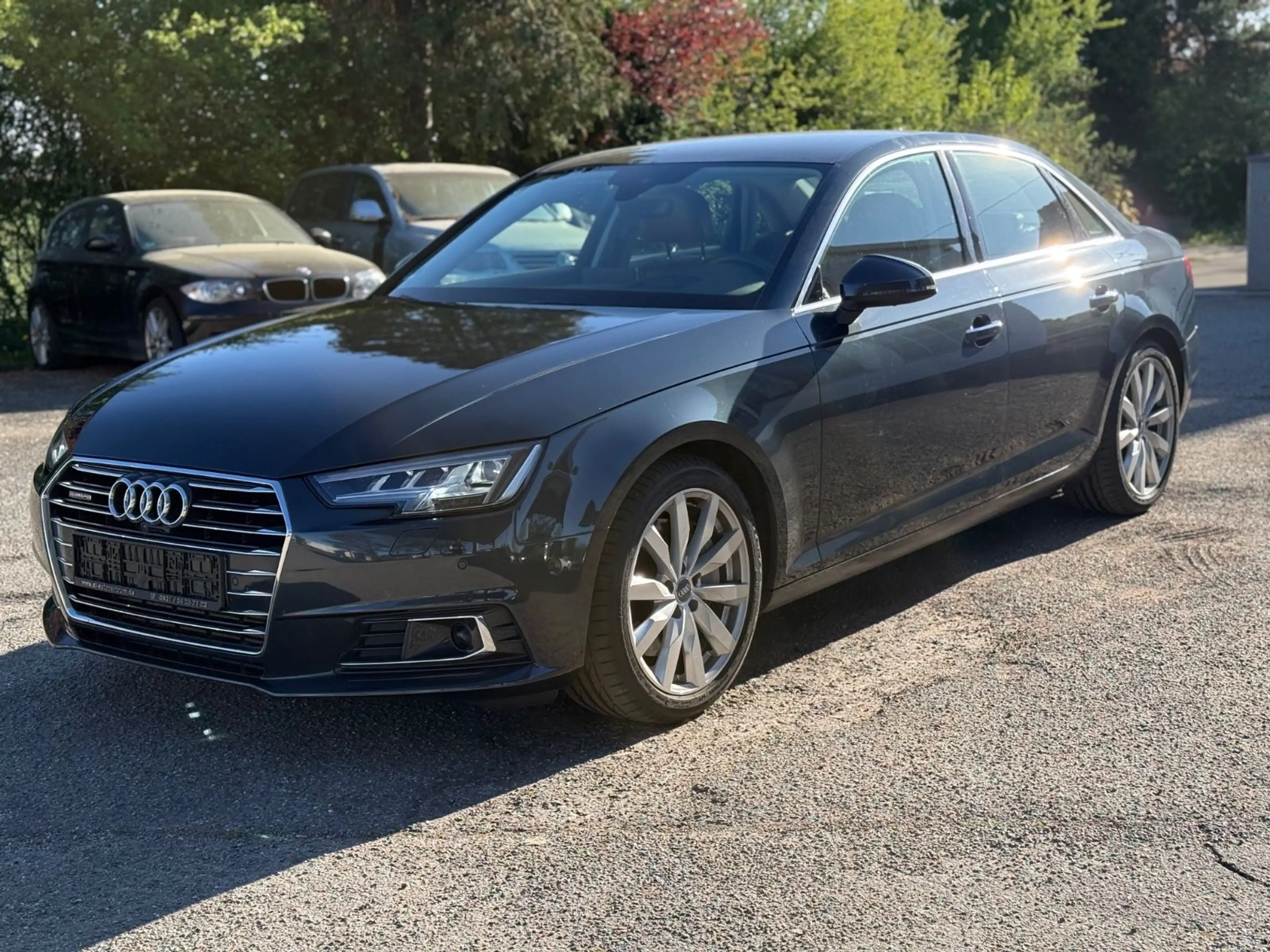 Audi A4 Lim. quattro design*Nur Händler oder Gewerbe! — photo 2