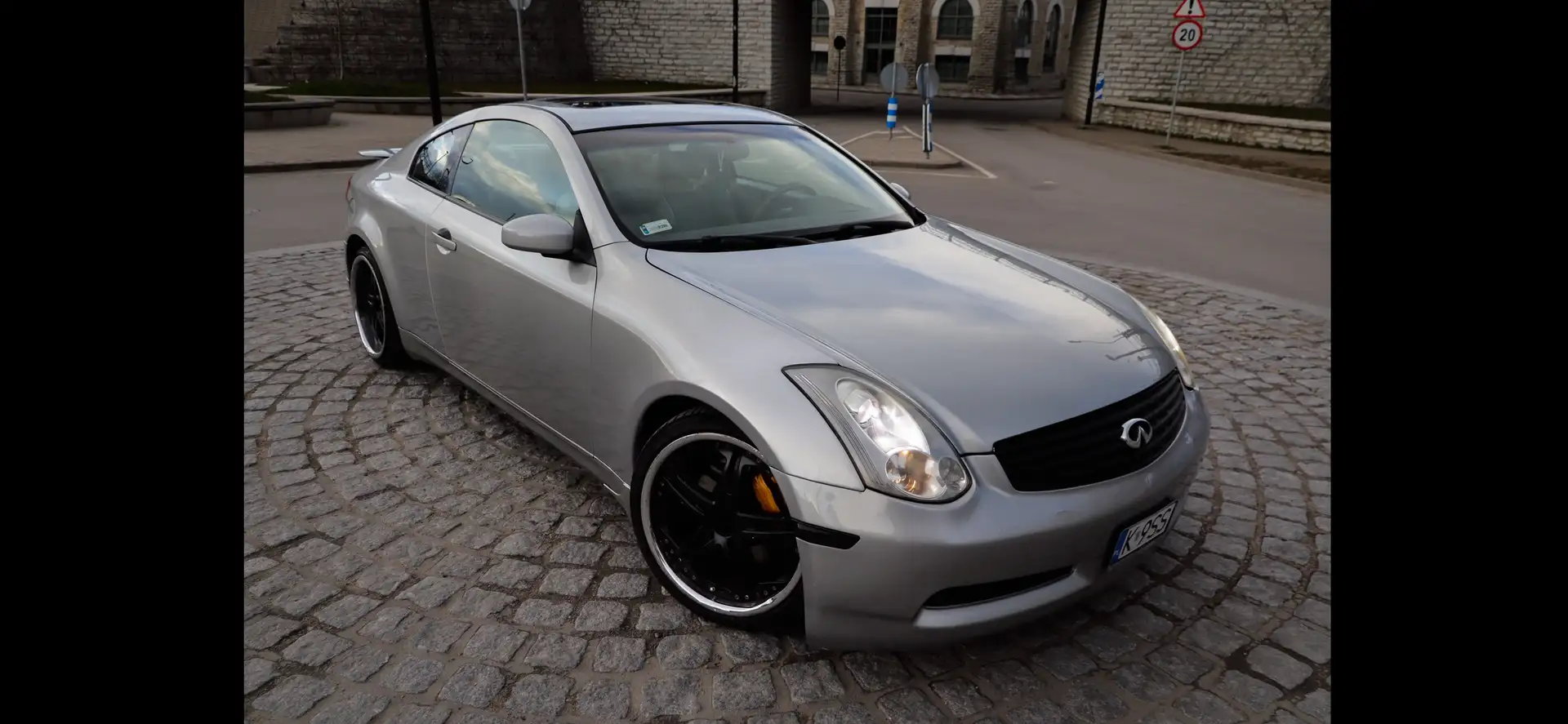 Infiniti G35 Manual - 1