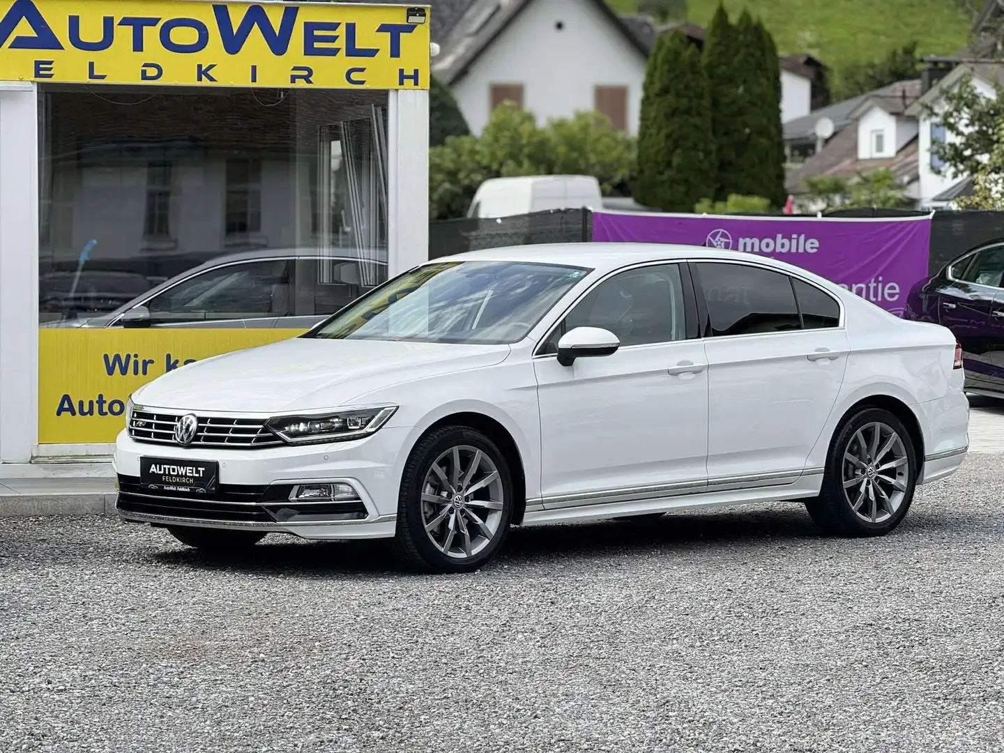 Volkswagen Passat Comfortline TSI R-LINE *NUR 48.200 KM *NAVI *SZH Weiß - 1