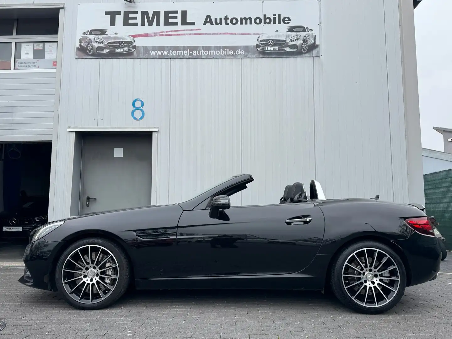 Mercedes-Benz SLC 43 AMG PANO COMAND LEDER KAMERA DISTRONIC Noir - 2