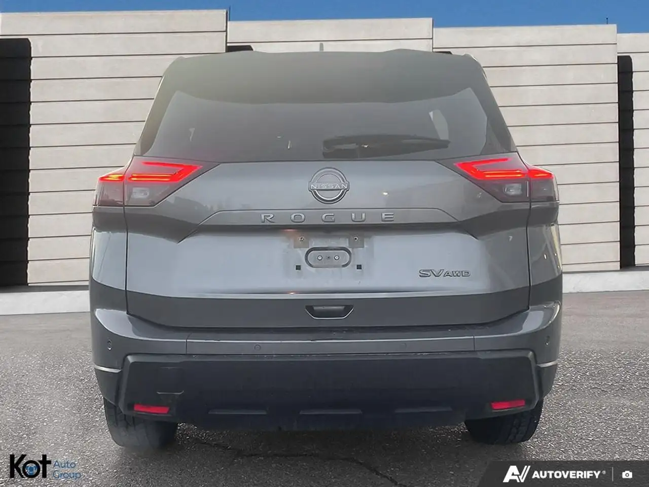 Nissan Rogue снимка Nissan Rogue