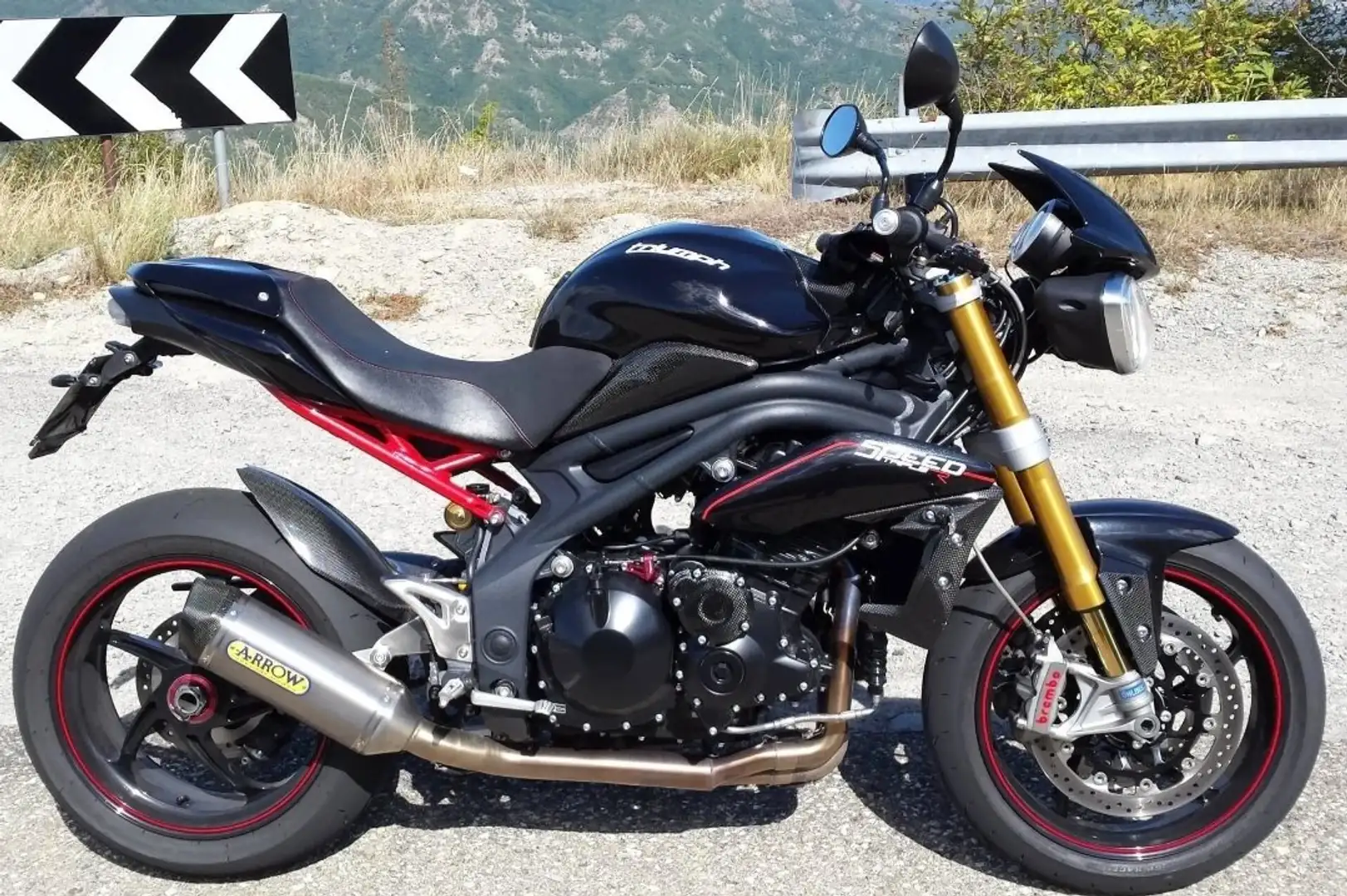 Triumph Speed Triple 1050 R Nero - 1