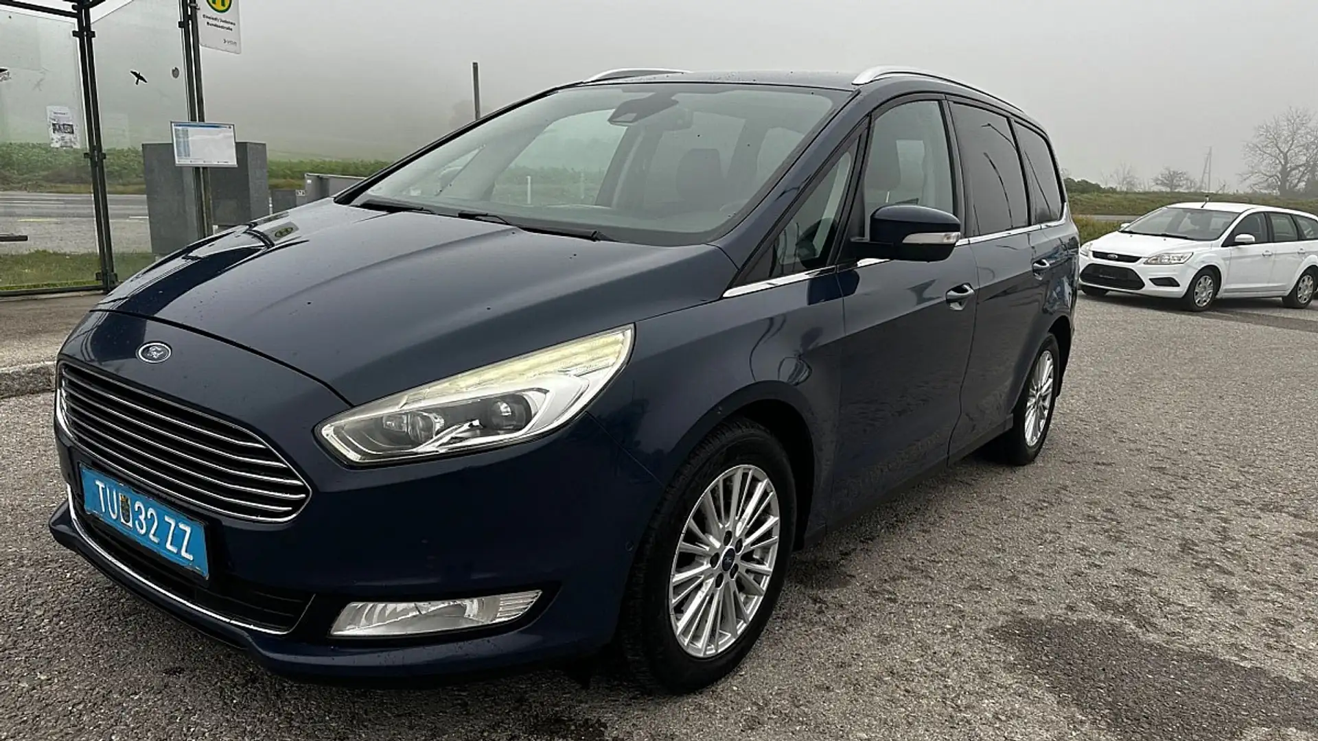 Ford Galaxy 2,0 TDCi Titanium Start/Stop Blau - 2