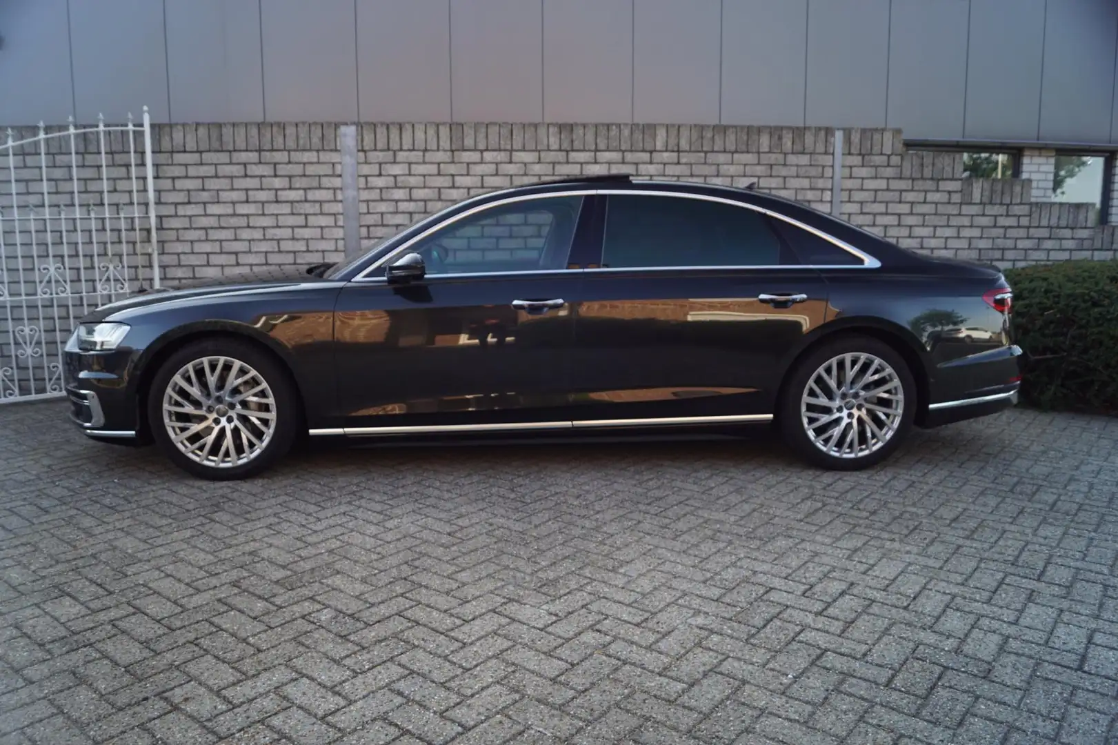 Audi A8 55 TFSI Quattro Lang Pro Line Plus Autom Bom Volle Grijs - 2
