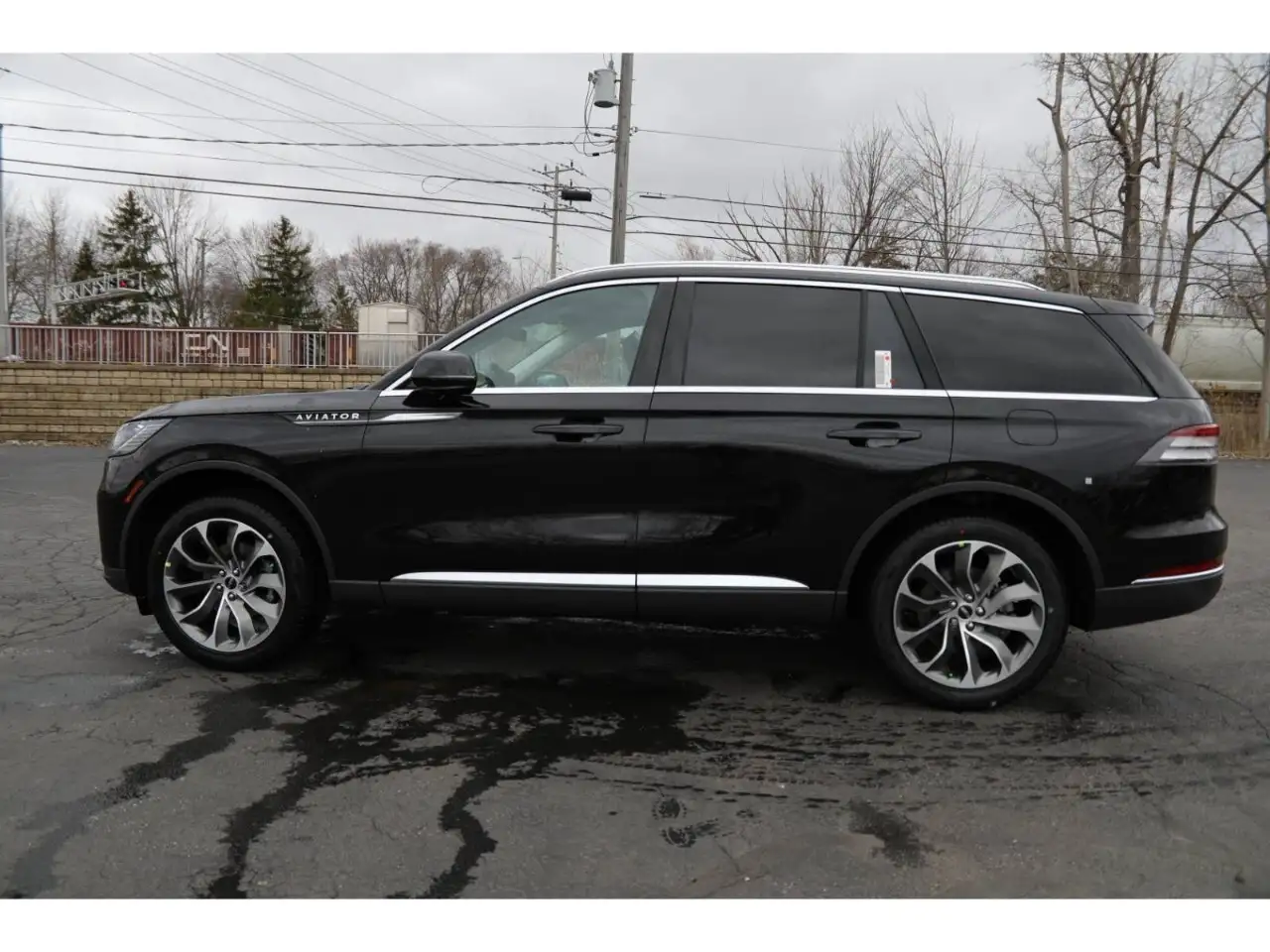 Lincoln Aviator снимка Lincoln Aviator