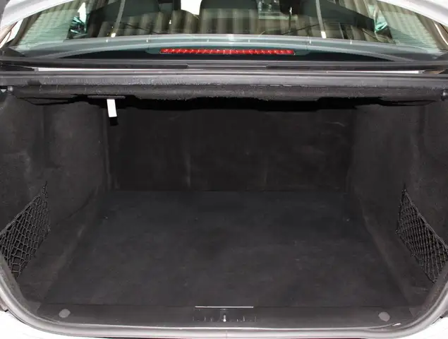 Mercedes-Benz S-Class view 7