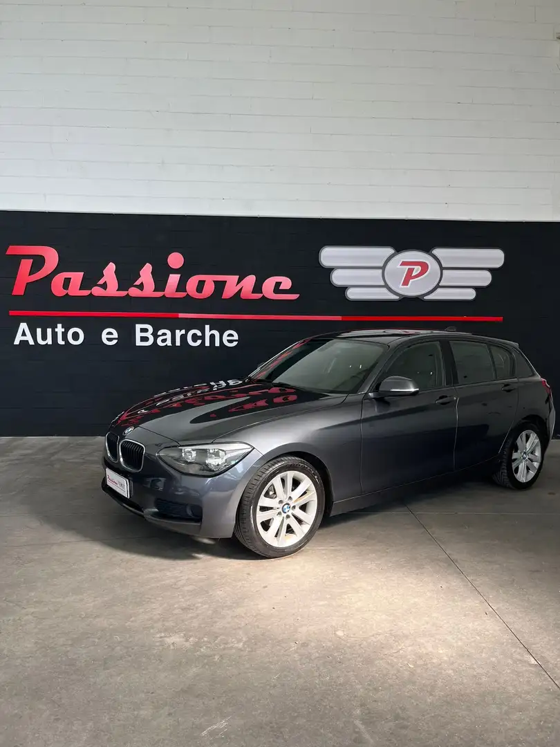 BMW 114 114i 5p Joy E6 Grigio - 1