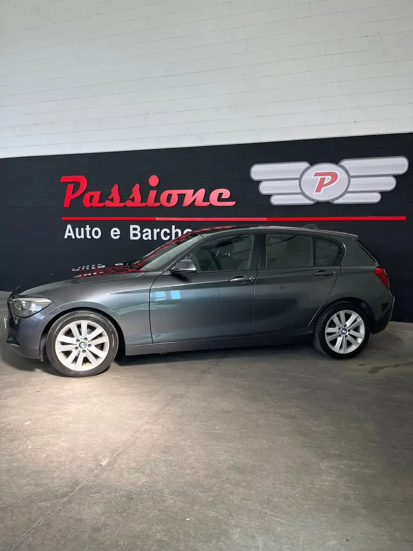 BMW 114 114i 5p Joy E6 Grigio - 2