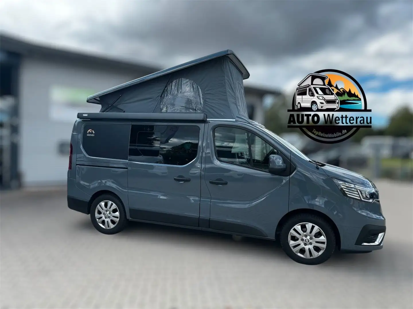 Mooveo CamperVan 3 Autom. 170PS Grau - 1